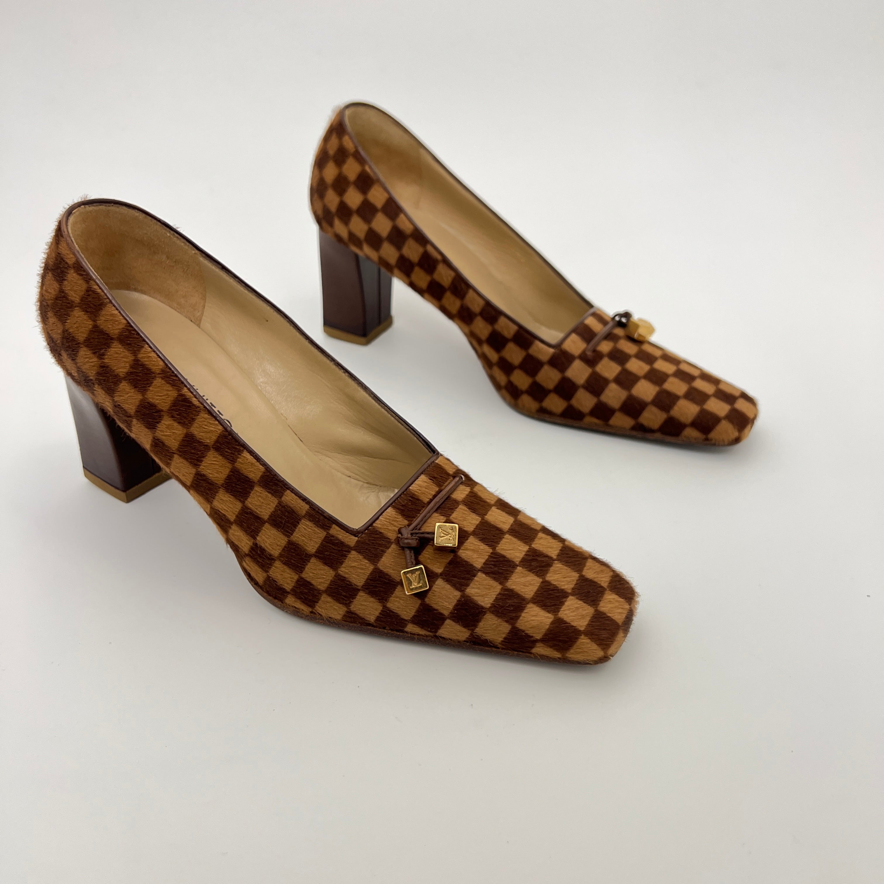 Louis Vuitton | Damier Calf Hair Leather Pumps Gold LV (36.5)