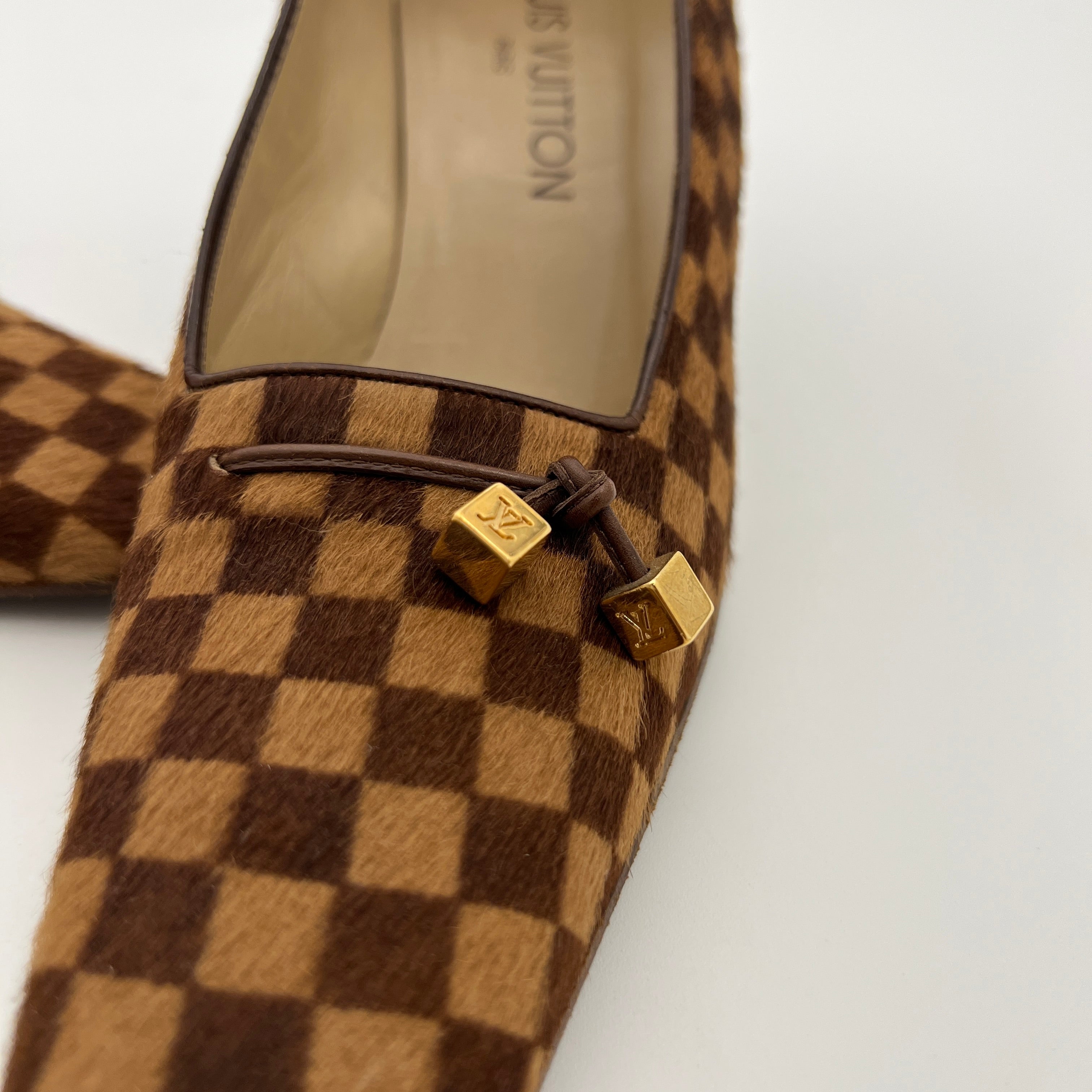 Louis Vuitton | Damier Calf Hair Leather Pumps Gold LV (36.5)