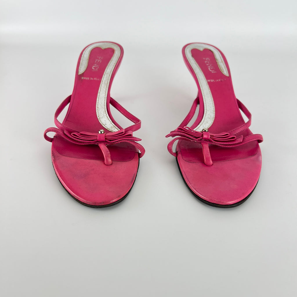 Fendi | Vintage Pink Leather Ribbon Bow Strappy Thong Kitten Heel Mules (36)
