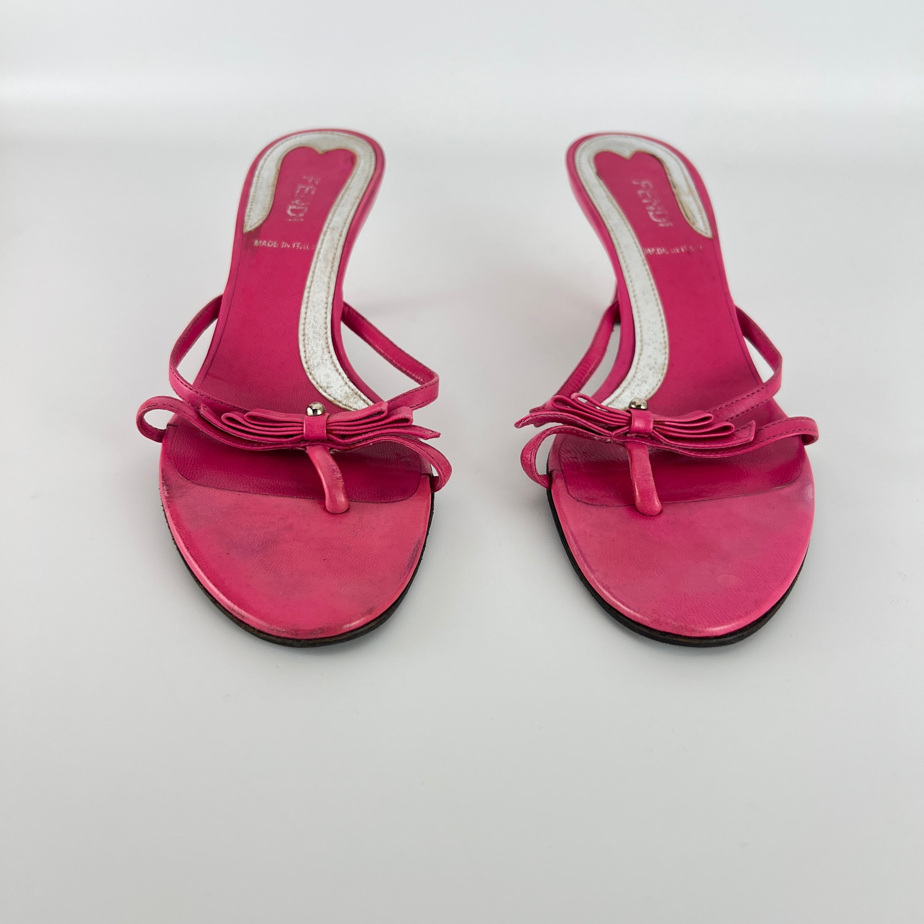 Fendi | Vintage Pink Leather Ribbon Bow Strappy Thong Kitten Heel Mules (36)