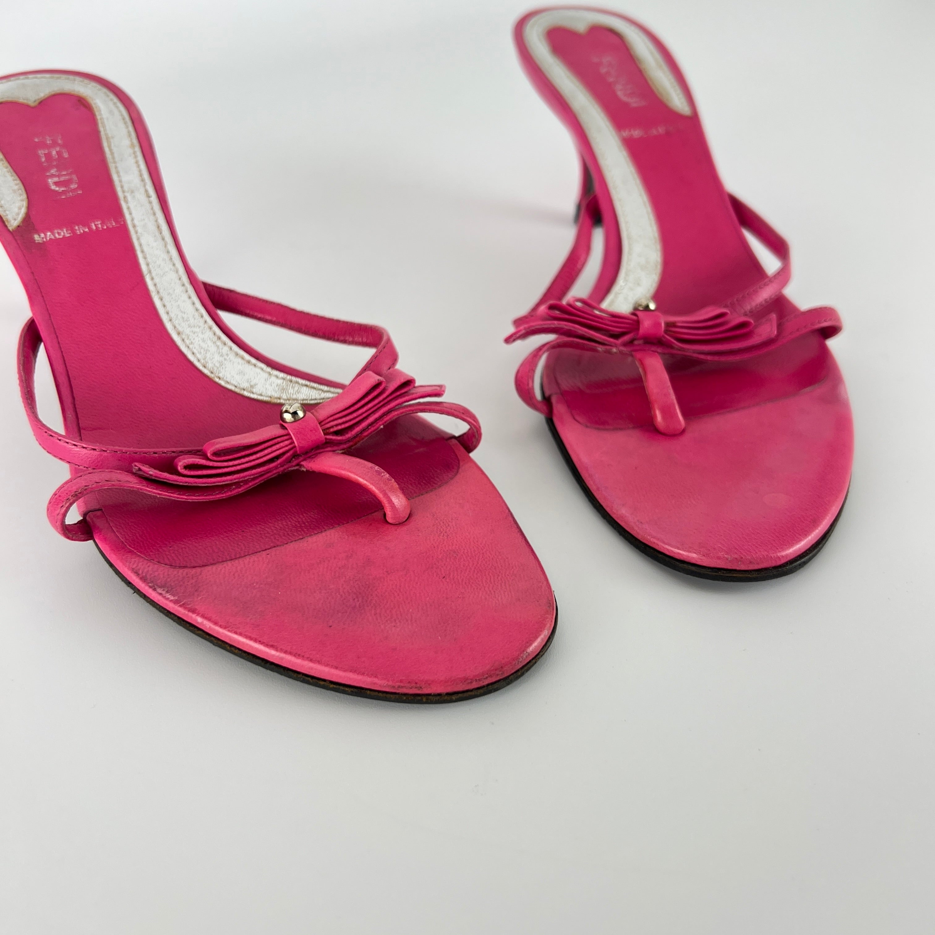 Fendi | Vintage Pink Leather Ribbon Bow Strappy Thong Kitten Heel Mules (36)