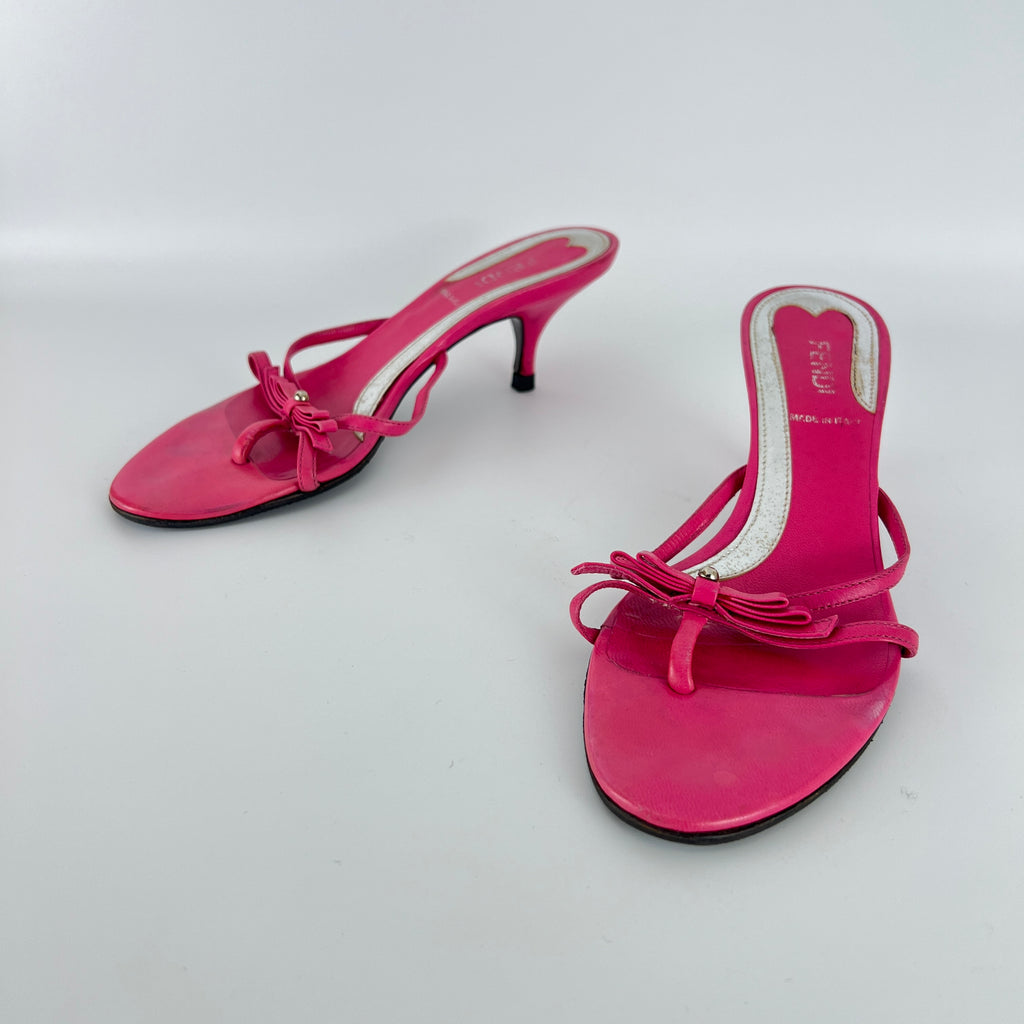 Fendi | Vintage Pink Leather Ribbon Bow Strappy Thong Kitten Heel Mules (36)