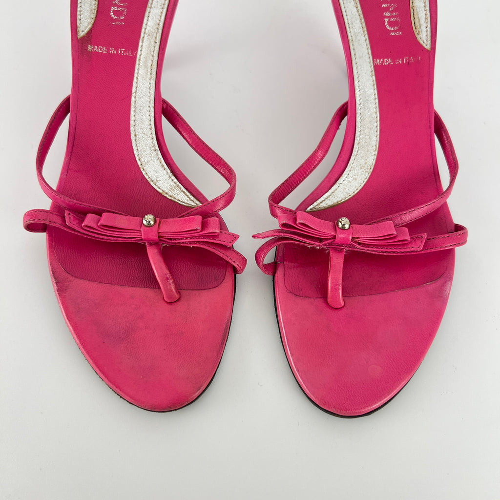 Fendi | Vintage Pink Leather Ribbon Bow Strappy Thong Kitten Heel Mules (36)