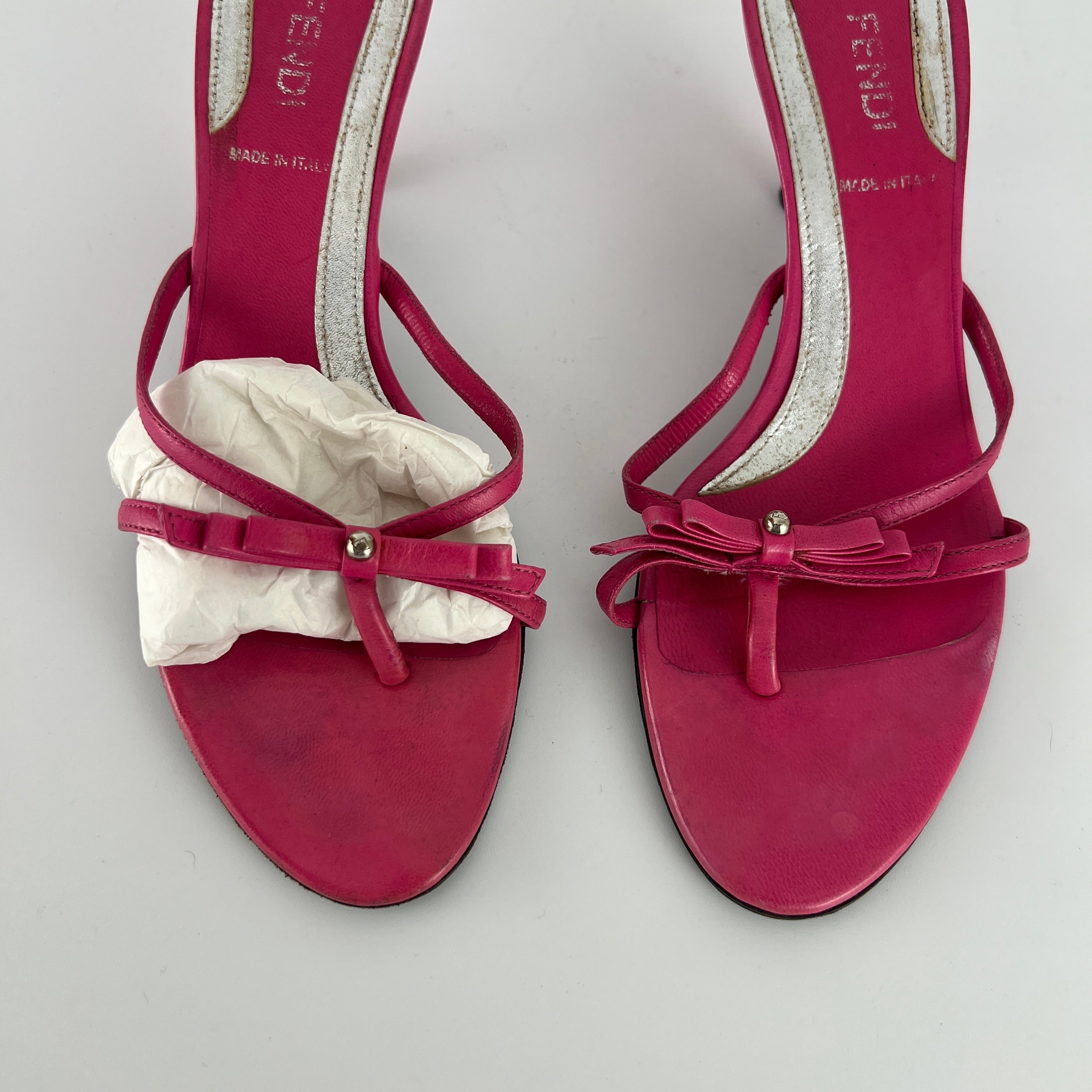 Fendi | Vintage Pink Leather Ribbon Bow Strappy Thong Kitten Heel Mules (36)