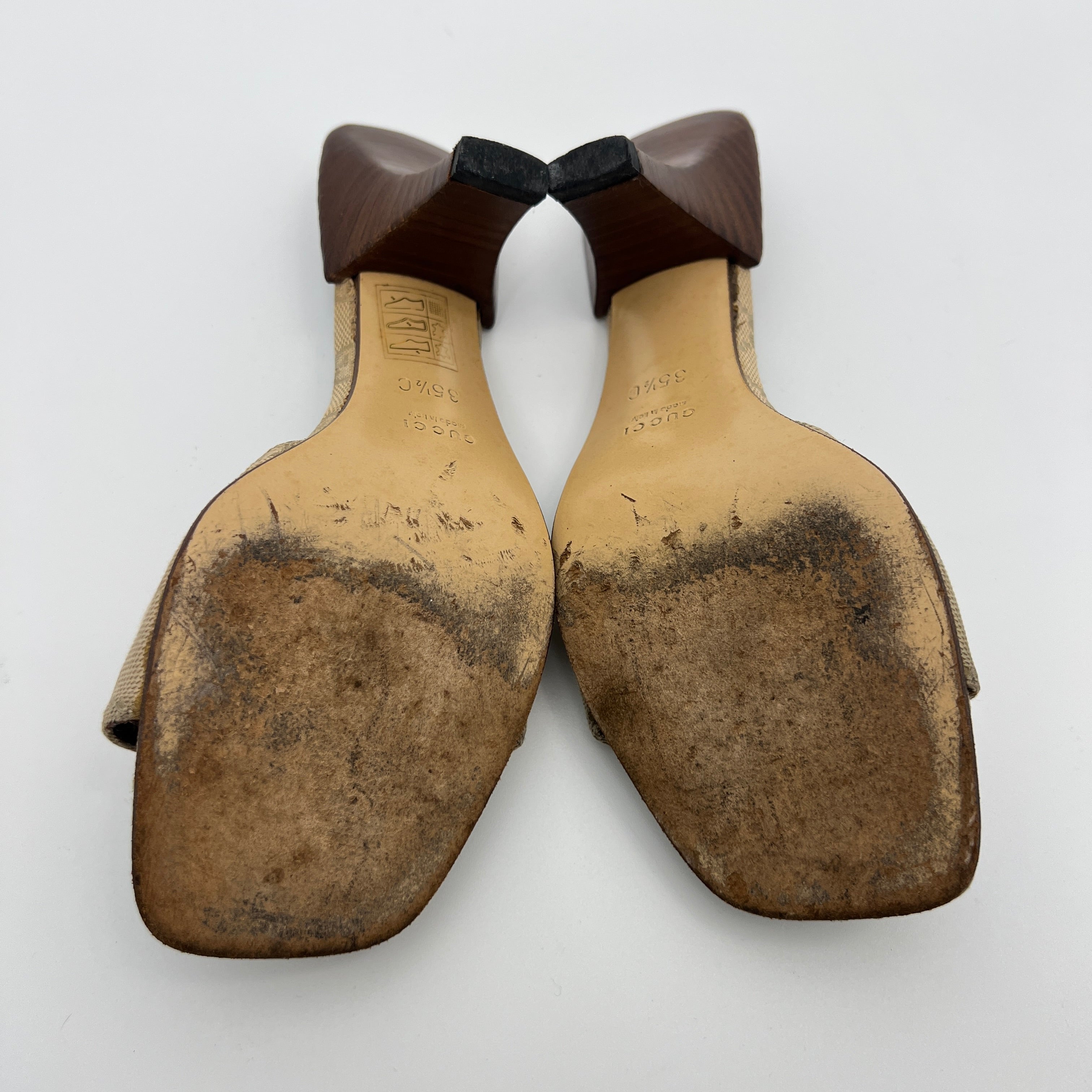 Gucci | GG Monogram Cream Beige Canvas Leather Mules (35)