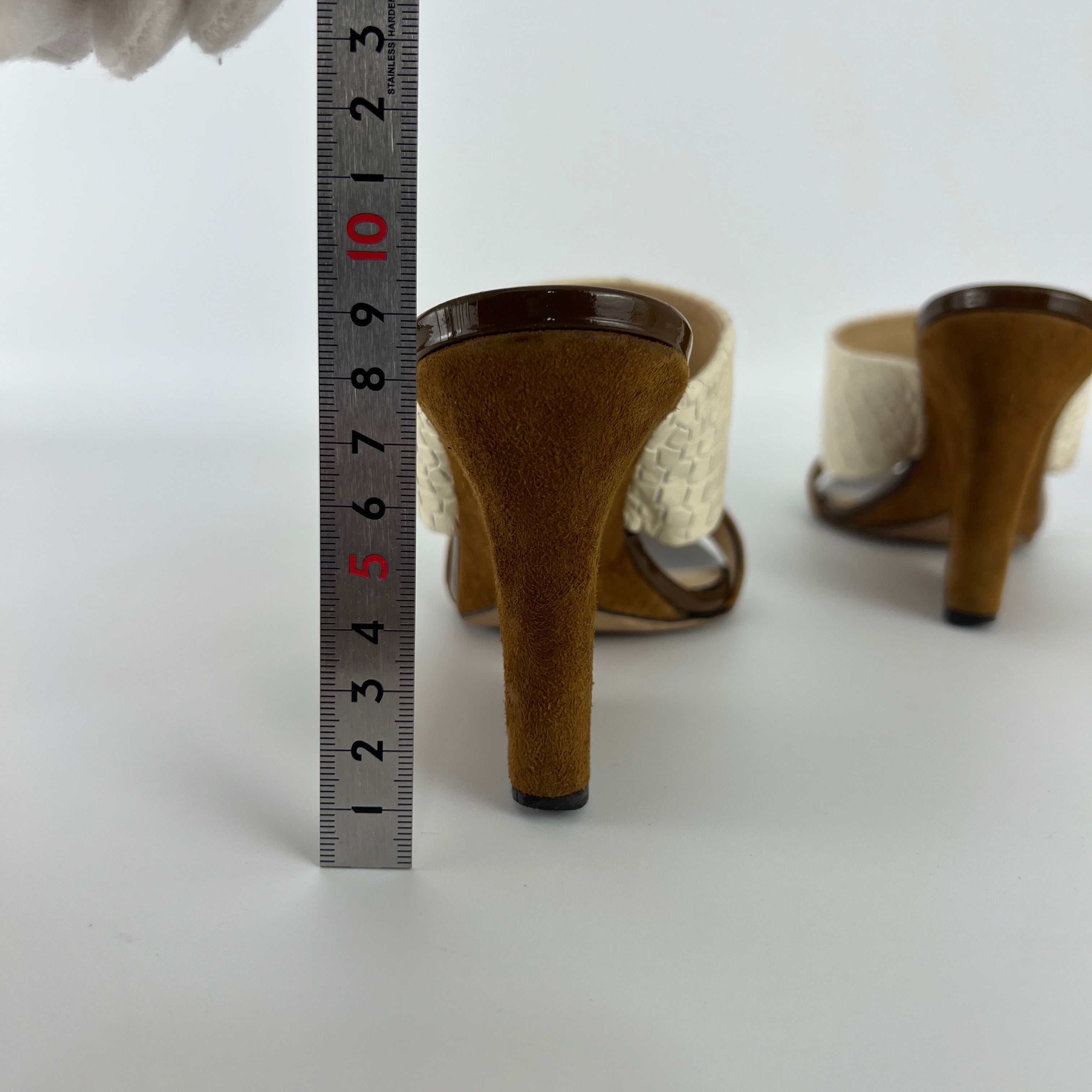 Jimmy Choo | White Croc Embossed Brown Suede Leather Wedge Sandal Heels (36)