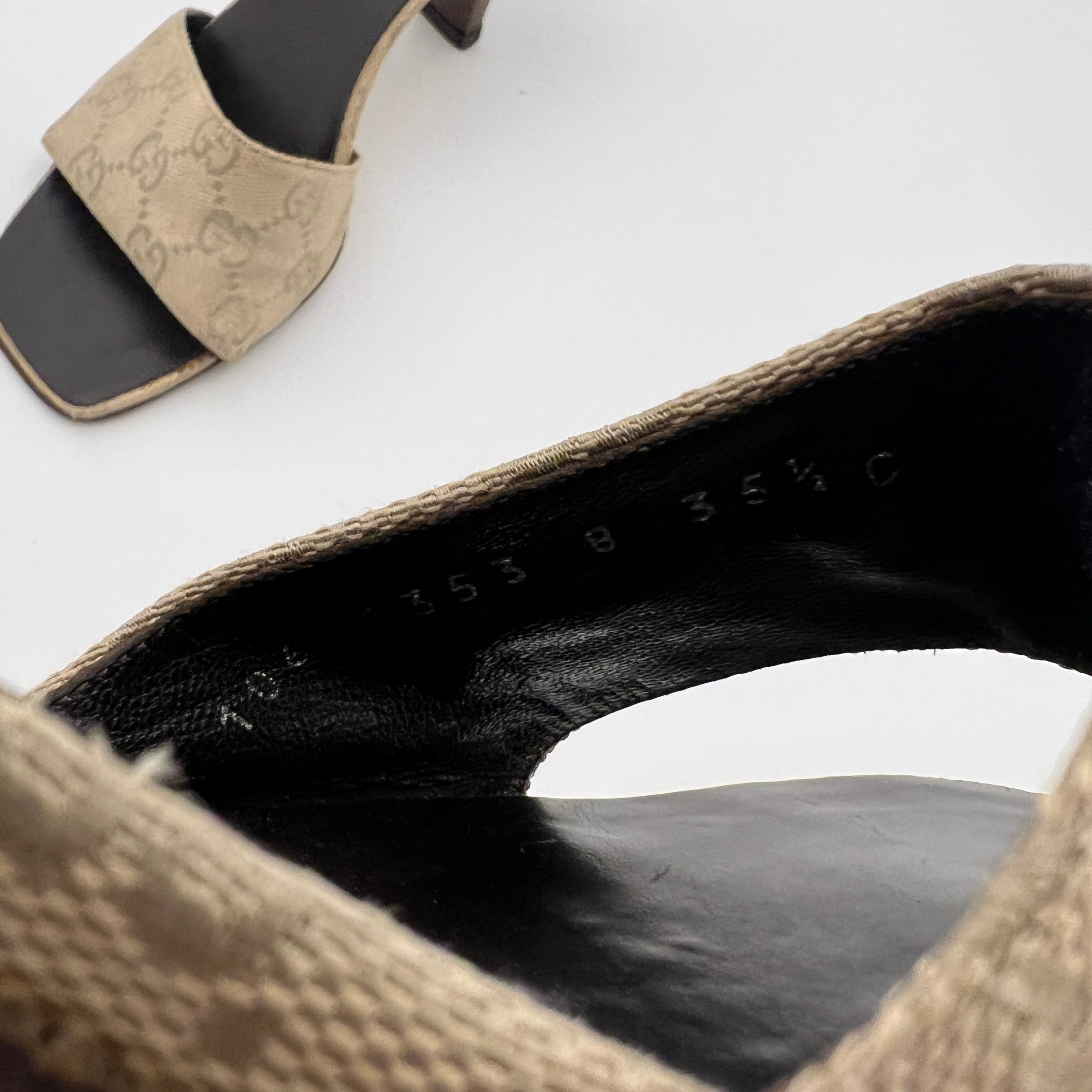 Gucci | GG Monogram Cream Beige Canvas Leather Mules (35)