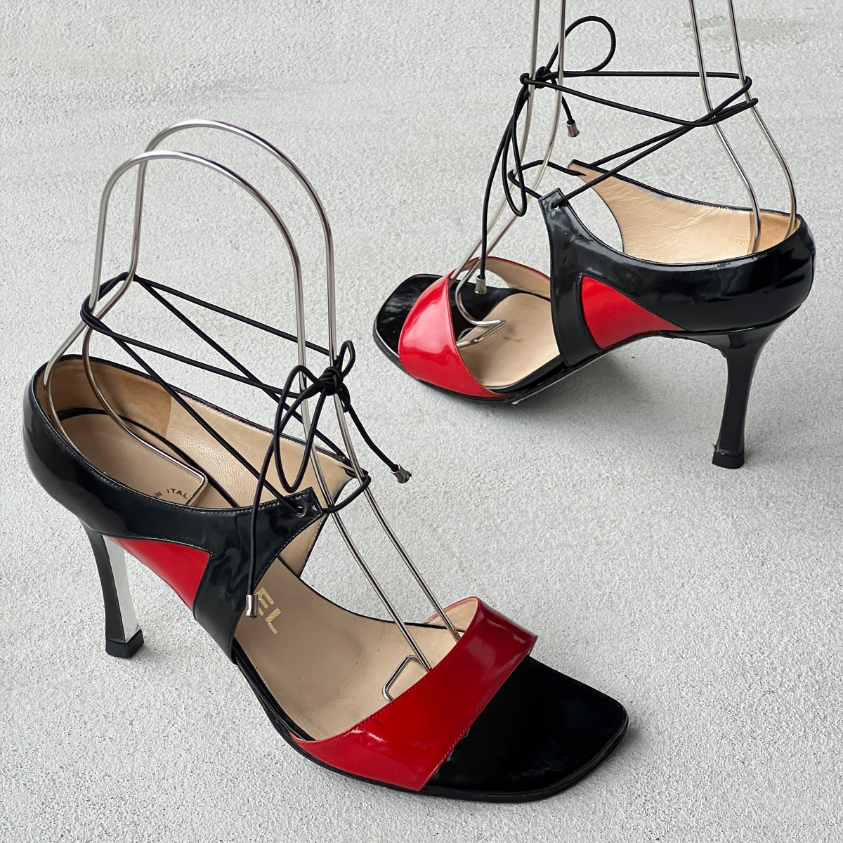 Chanel | Vintage 2000s Red Black Patent Leather Lace Up Sandal Heels (36)