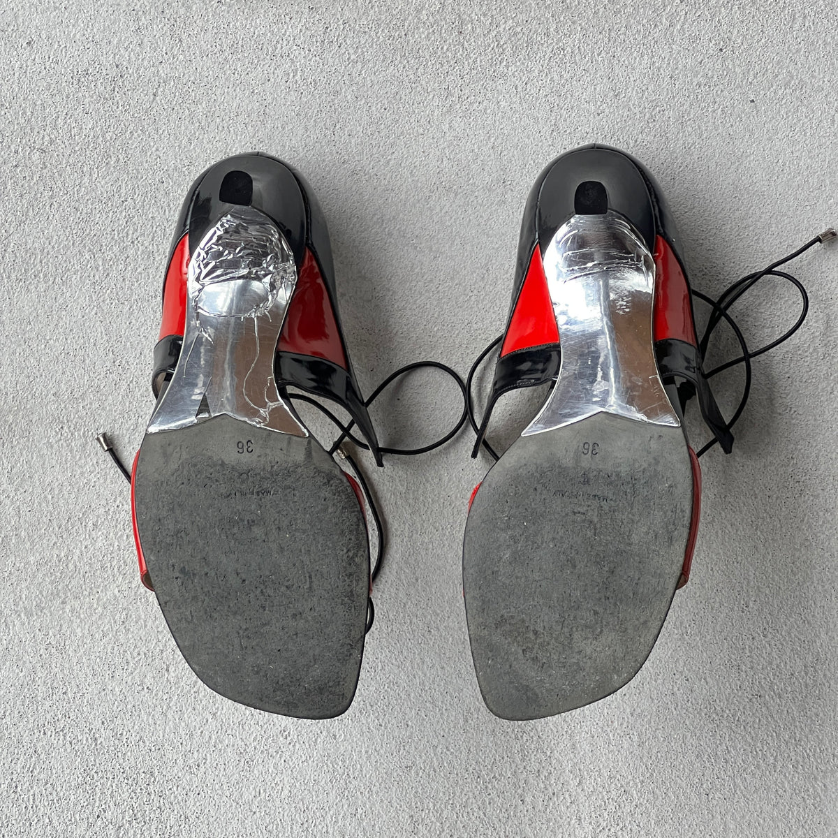 Chanel | Vintage 2000s Red Black Patent Leather Lace Up Sandal Heels (36)