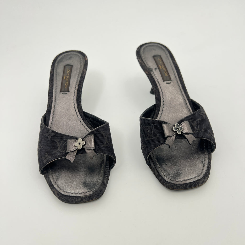 Louis Vuitton | Vintage Monogram Black Denim Bow Leather Mules (34)