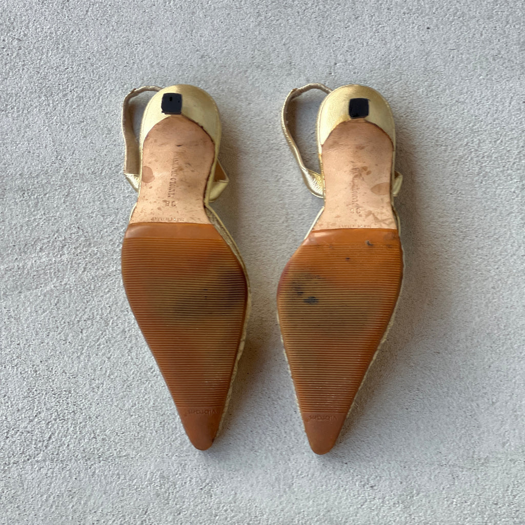 Manolo Blahnik | Vintage Gold Mesh Carolyne Pointed Slingback Heels (36)