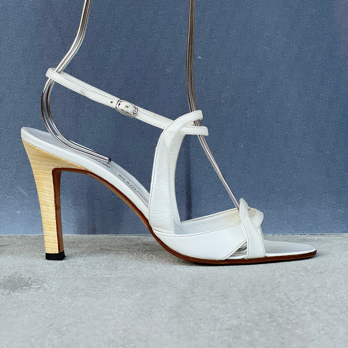 Manolo Blahnik | White Leather Strappy Ankle Wrap Sandal Heels (36.5)