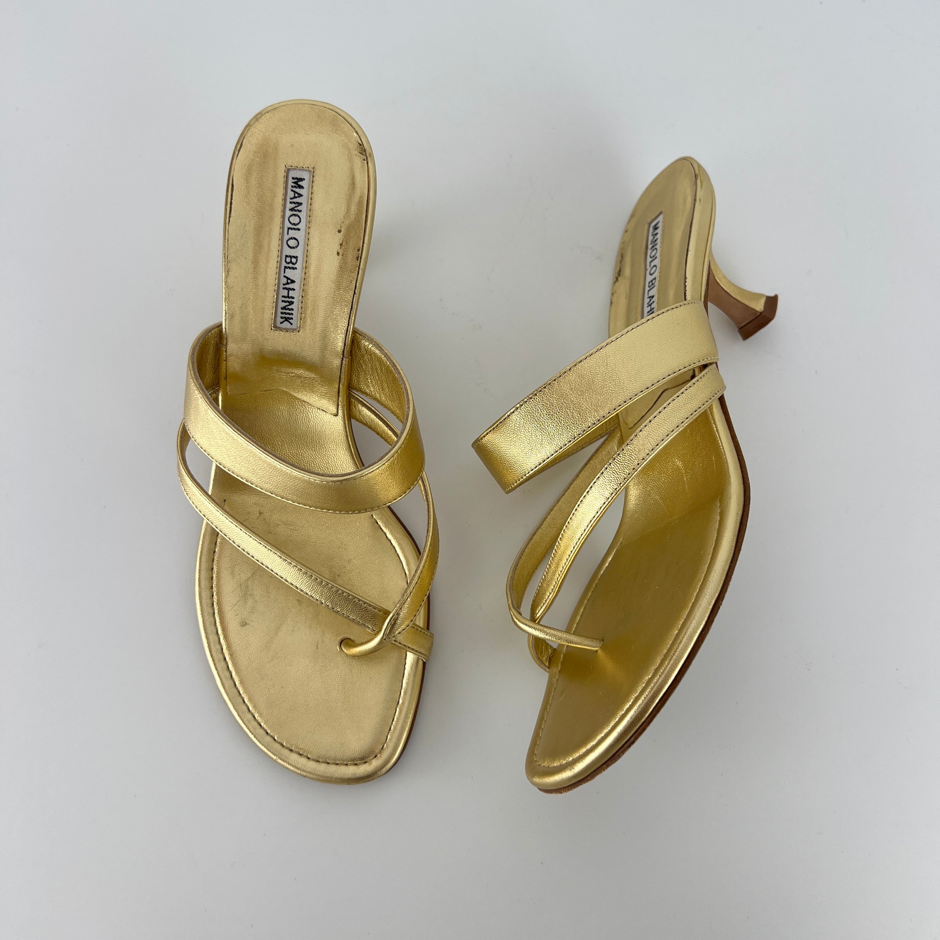 Manolo Blahnik | Susa 50 Metallic Gold Leather Thong Strappy Sandal (37)