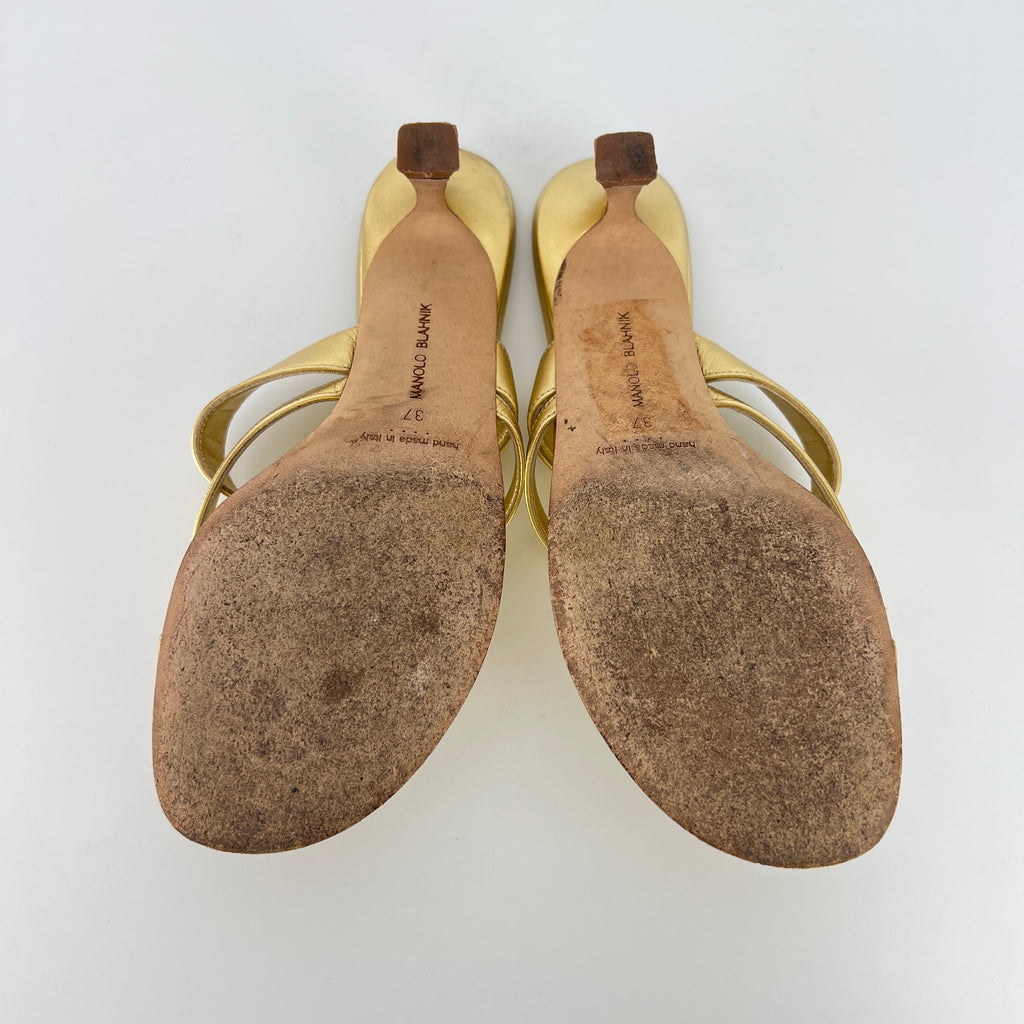 Manolo Blahnik | Susa 50 Metallic Gold Leather Thong Strappy Sandal (37)