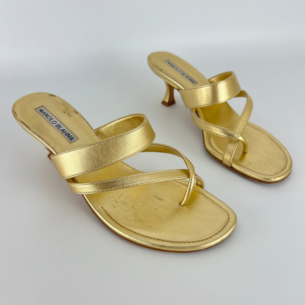 Manolo Blahnik | Susa 50 Metallic Gold Leather Thong Strappy Sandal (37)