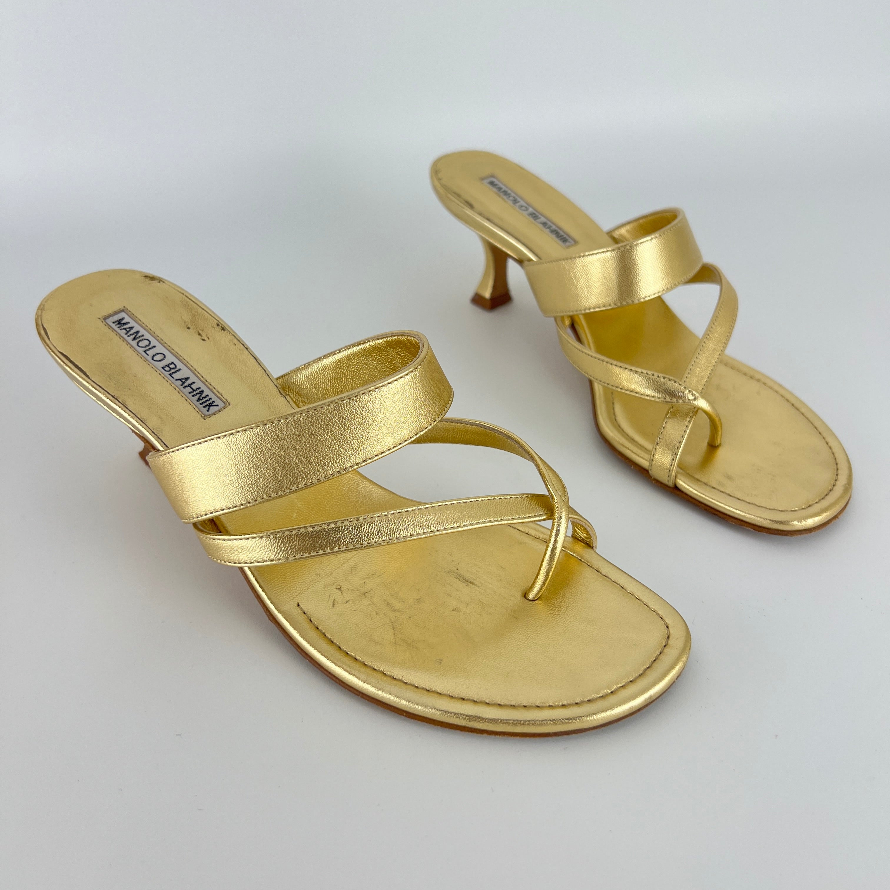 Manolo Blahnik | Susa 50 Metallic Gold Leather Thong Strappy Sandal (37)