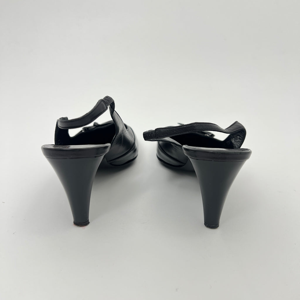 Ferragamo | Black Patent Leather Ribbon Slingback Round Toe Heels (35.5)