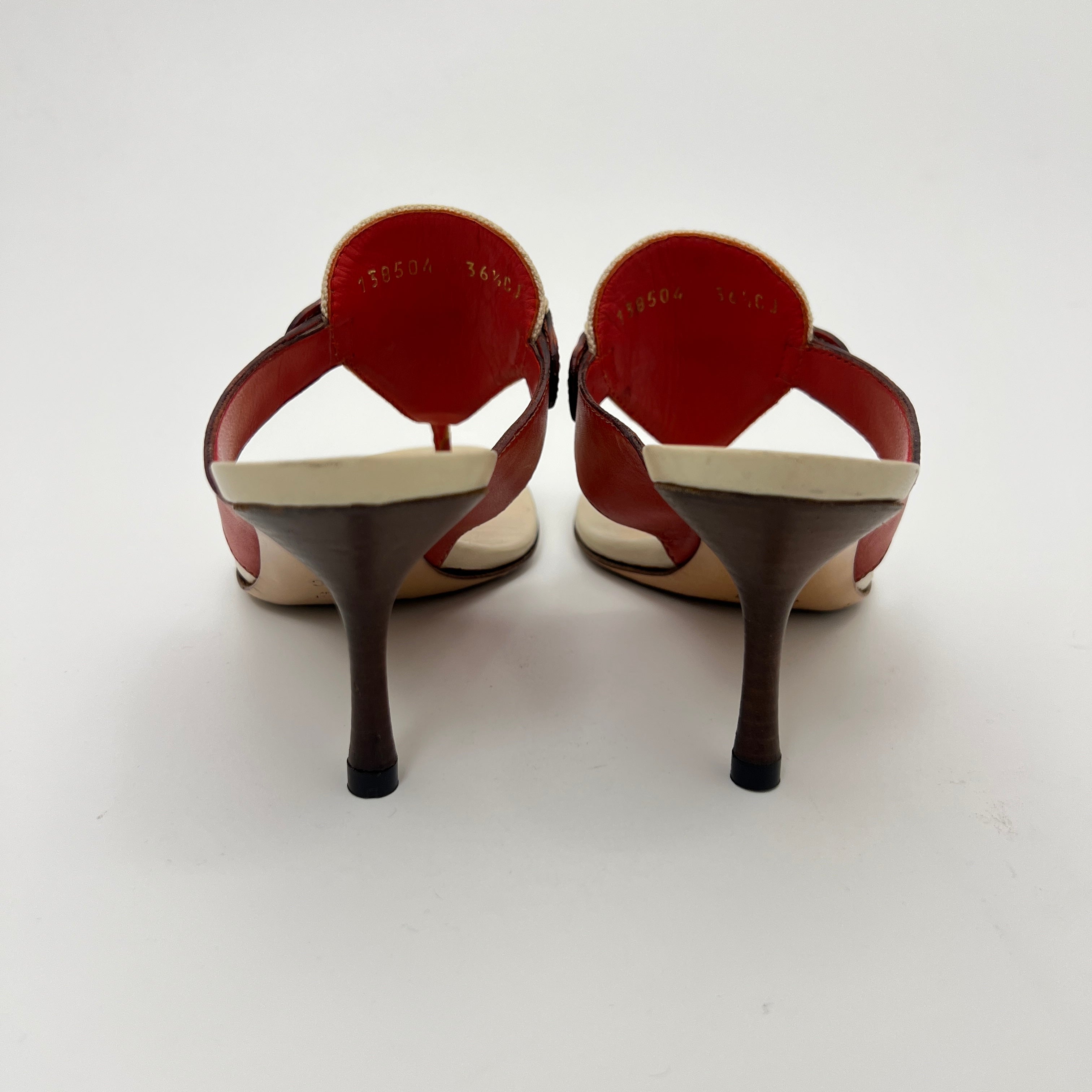 Gucci | Cream Red Leather Gold Hardware Thong Sandal Heels (36.5)