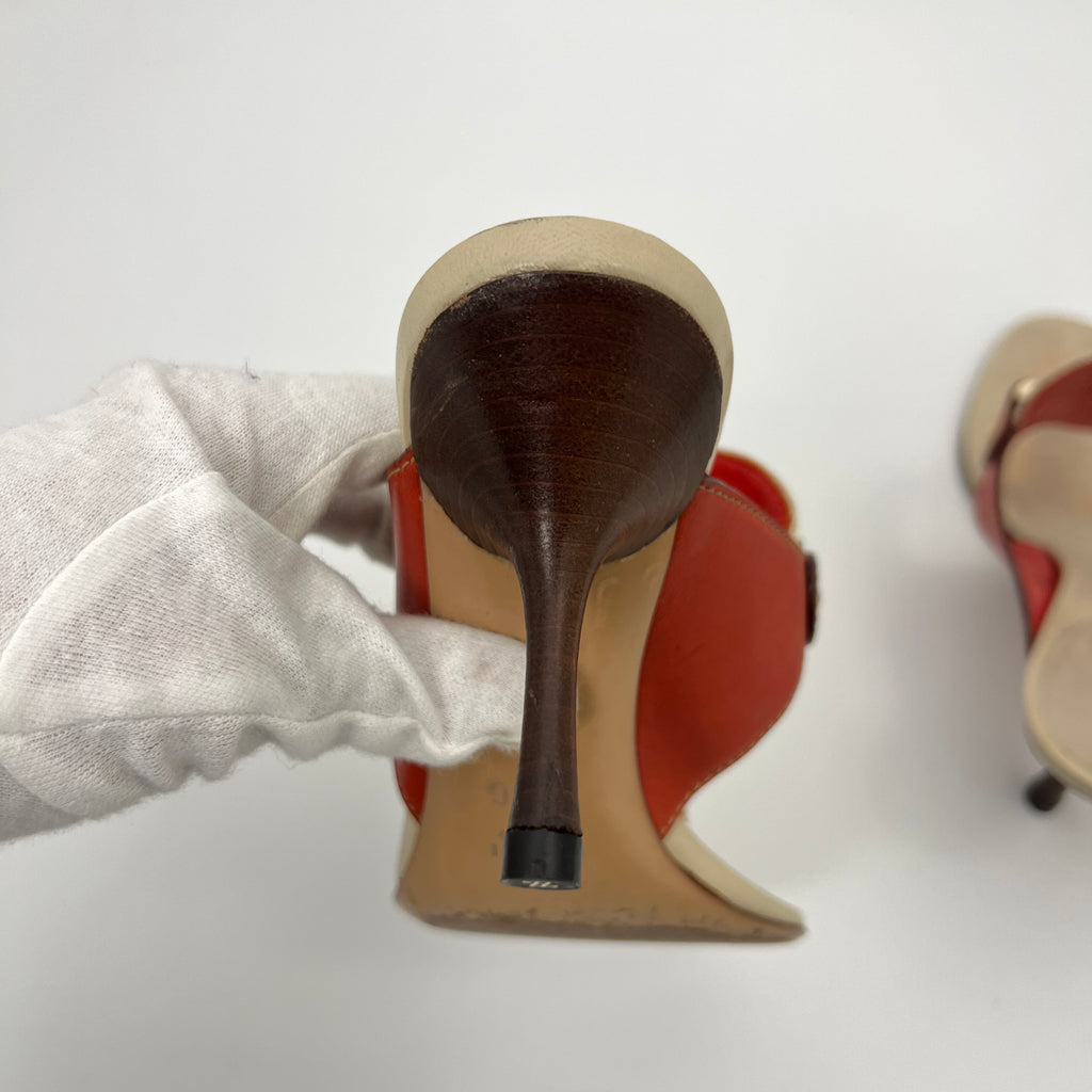 Gucci | Cream Red Leather Gold Hardware Thong Sandal Heels (36.5)