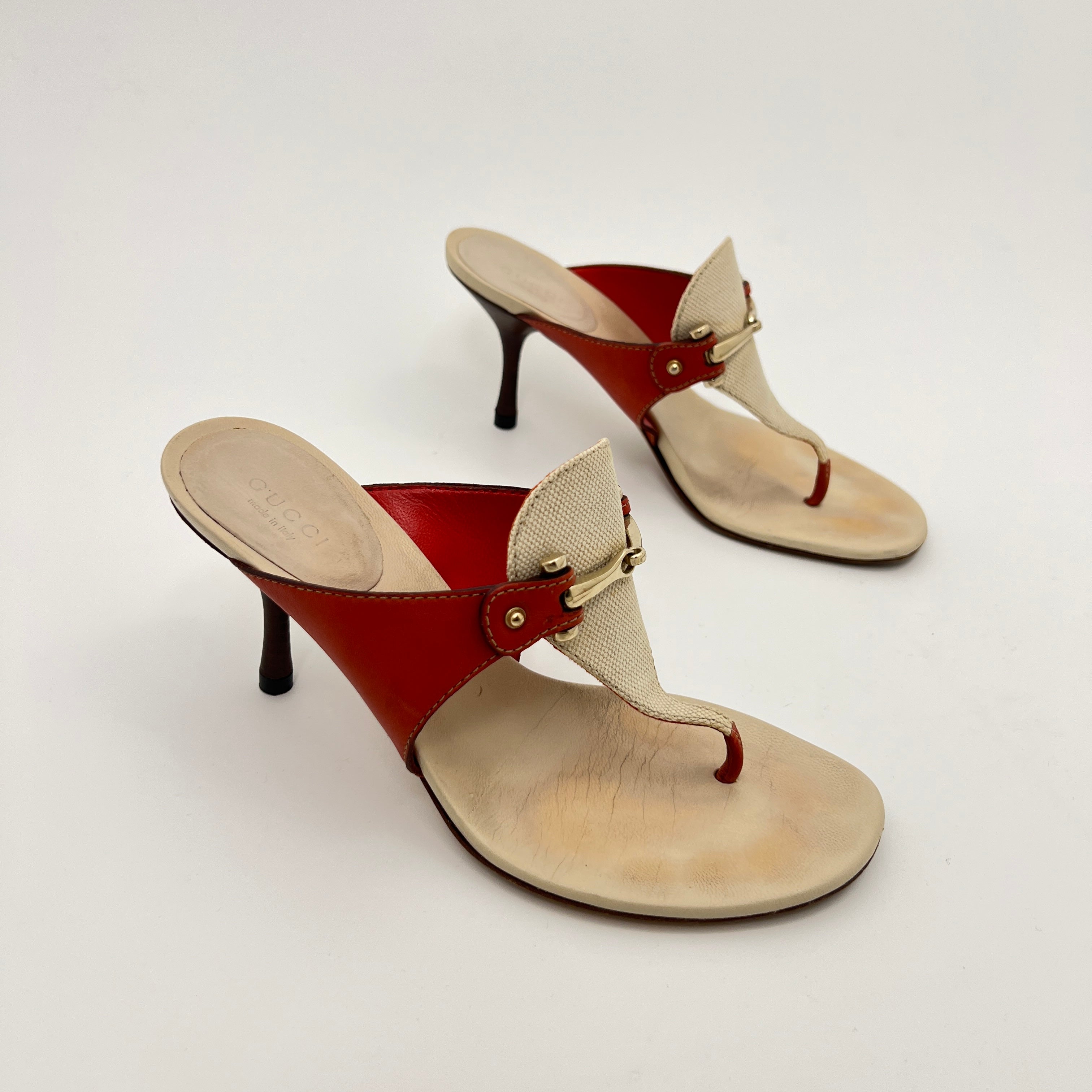 Gucci | Cream Red Leather Gold Hardware Thong Sandal Heels (36.5)