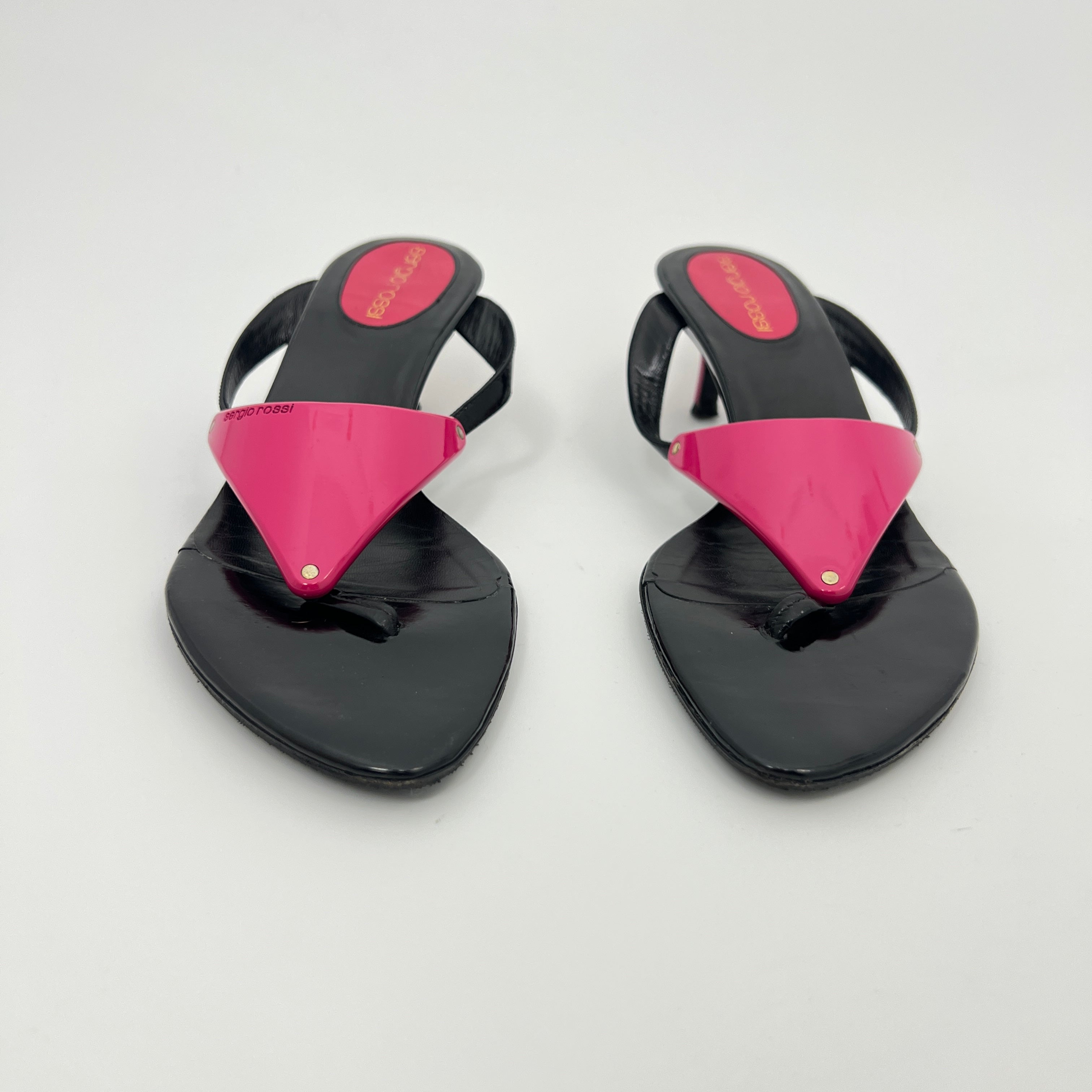 Sergio Rossi | Black Leather Pink Triangle Thong Flip Flop Kitten Heels (35.5)