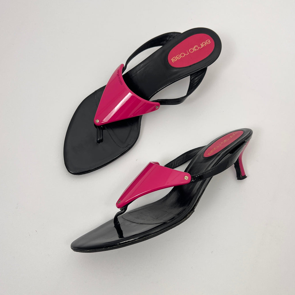 Sergio Rossi | Black Leather Pink Triangle Thong Flip Flop Kitten Heels (35.5)