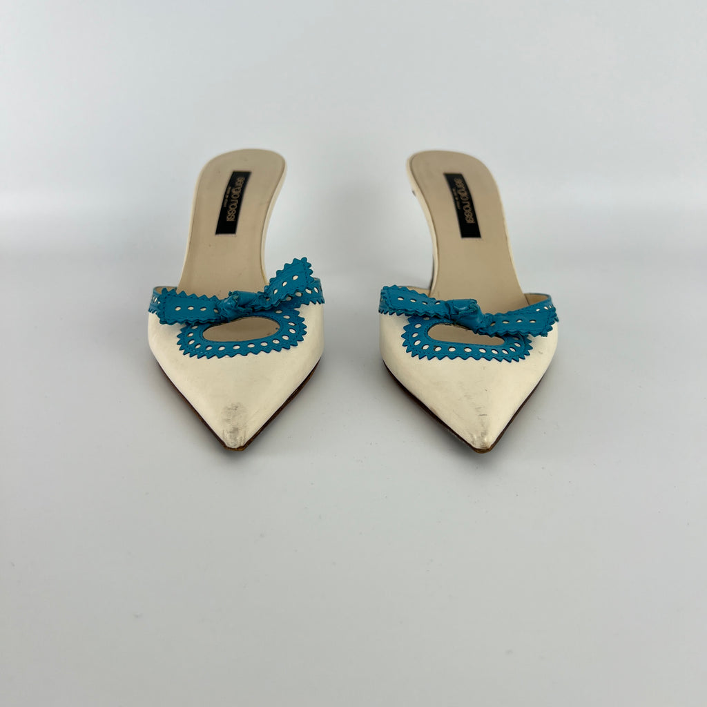 Sergio Rossi | White Cream Leather Blue Bow Pointed Toe Slide Mules (35)