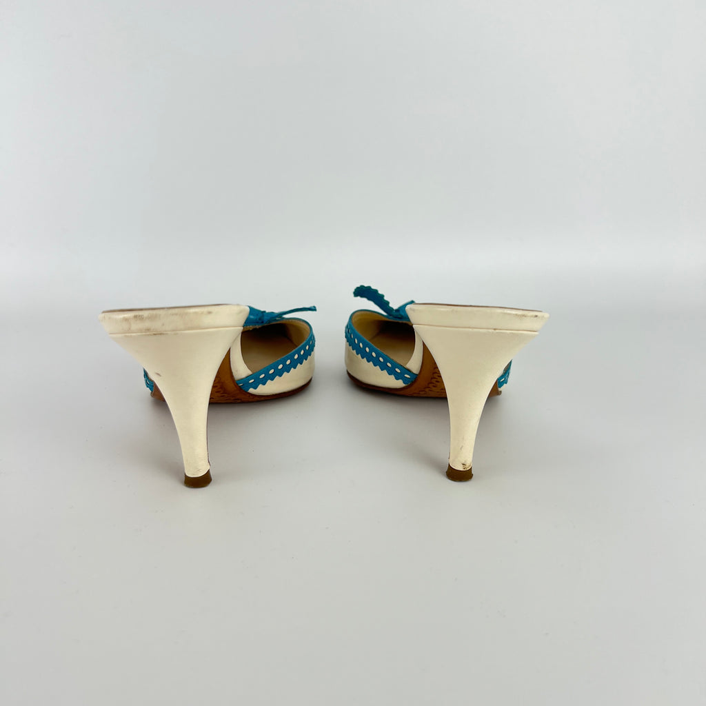 Sergio Rossi | White Cream Leather Blue Bow Pointed Toe Slide Mules (35)