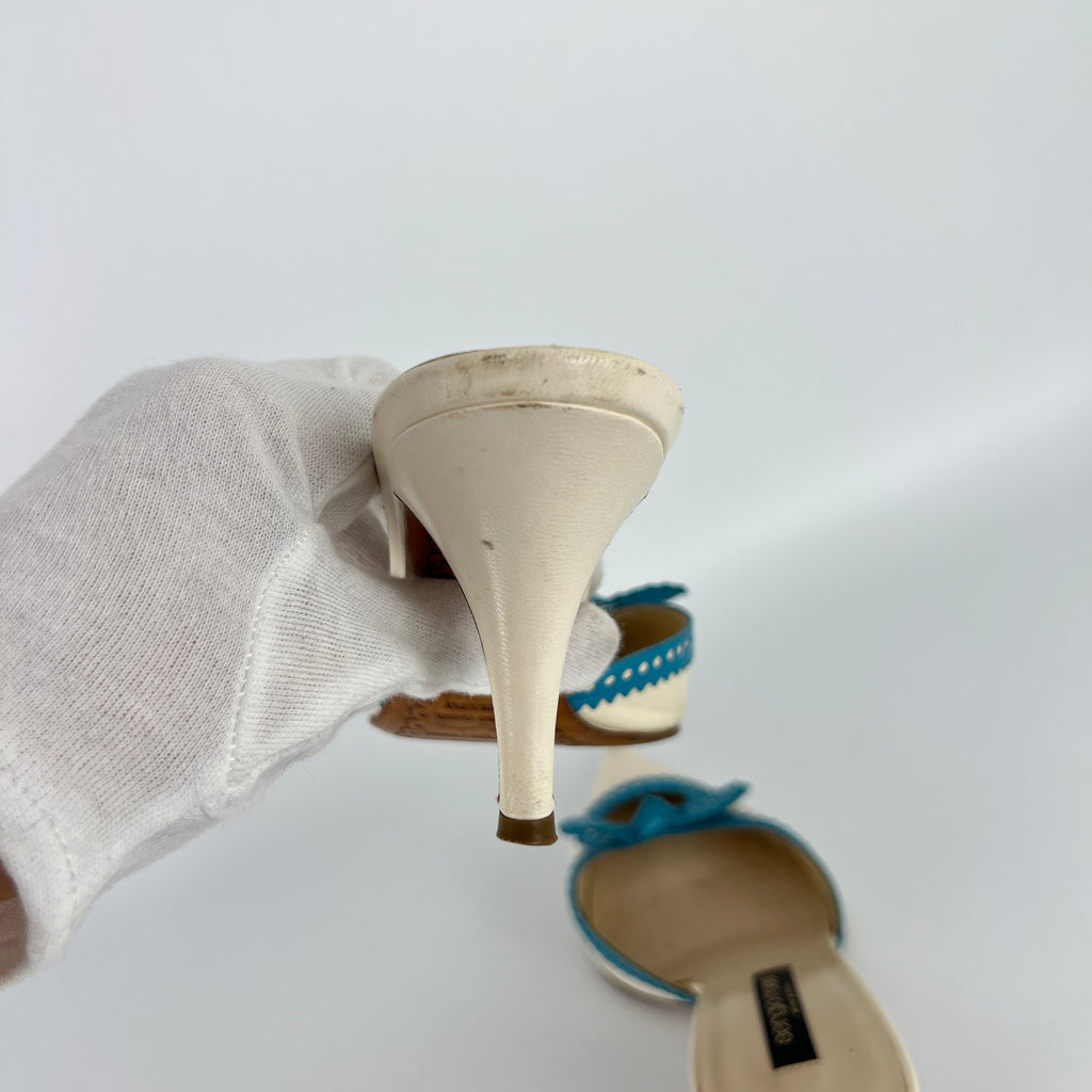 Sergio Rossi | White Cream Leather Blue Bow Pointed Toe Slide Mules (35)