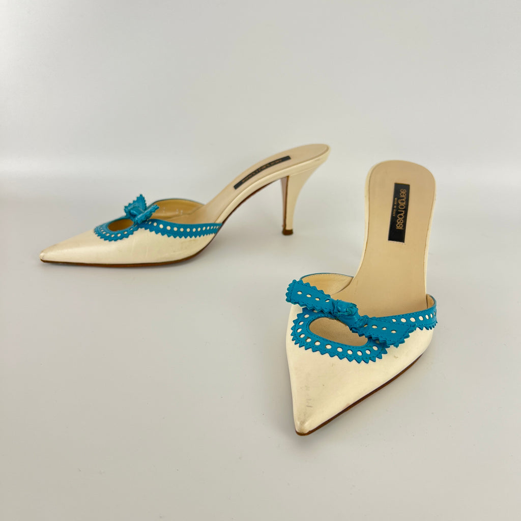 Sergio Rossi | White Cream Leather Blue Bow Pointed Toe Slide Mules (35)