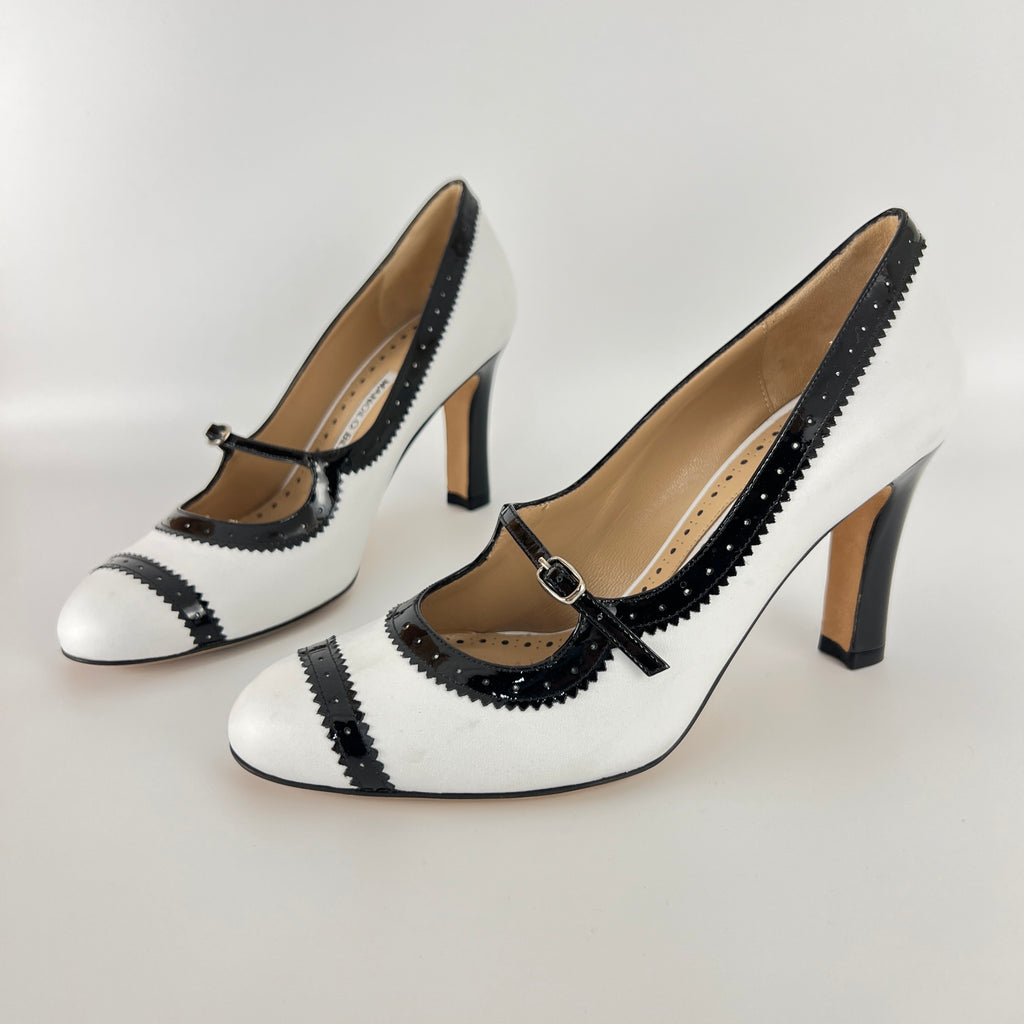 Manolo Blahnik | White Black Leather Brogue Trim Buckle Strap Pumps (34.5)