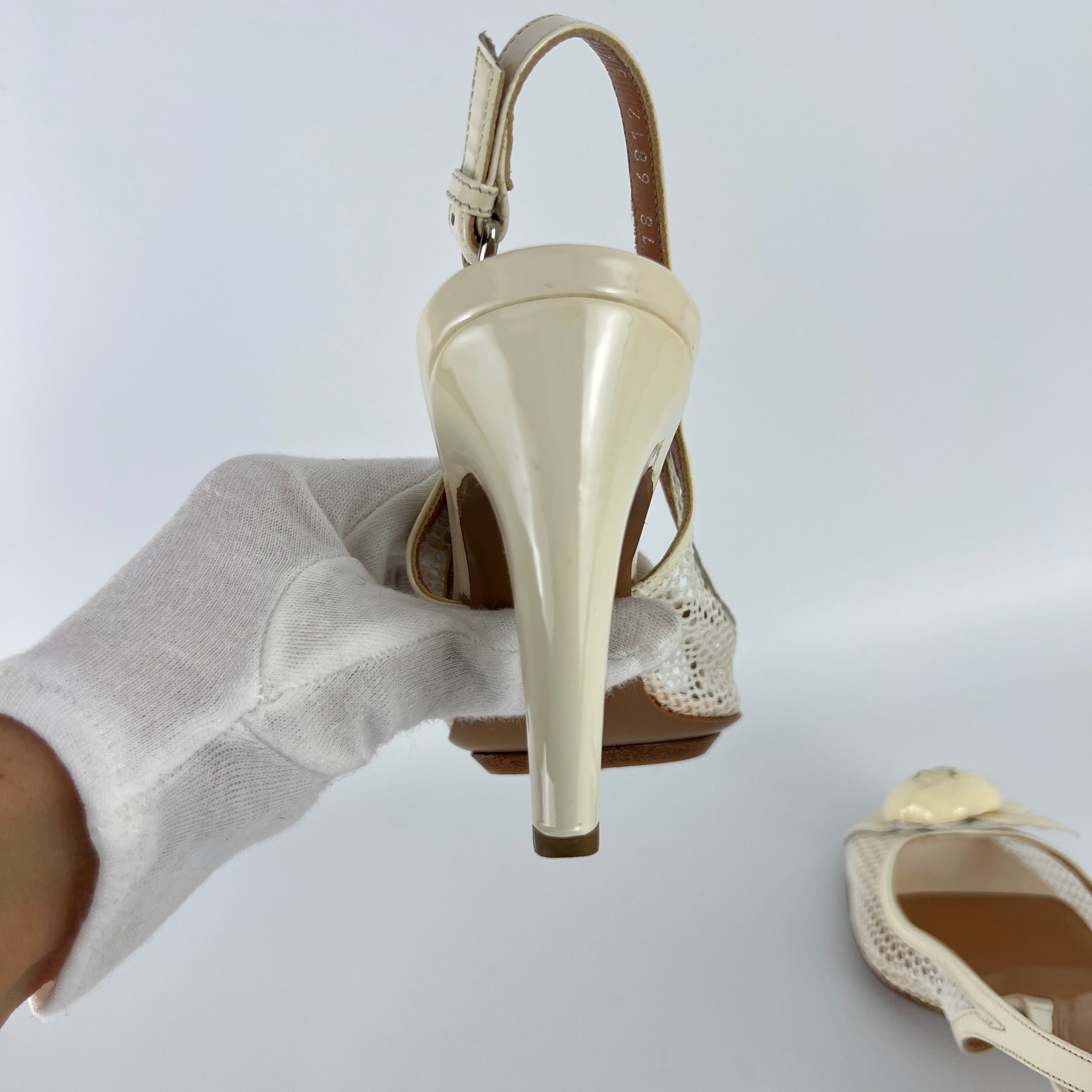 Sergio Rossi | White Beige Leather Flower Net Slingback Peep Toe Heels (34.5)