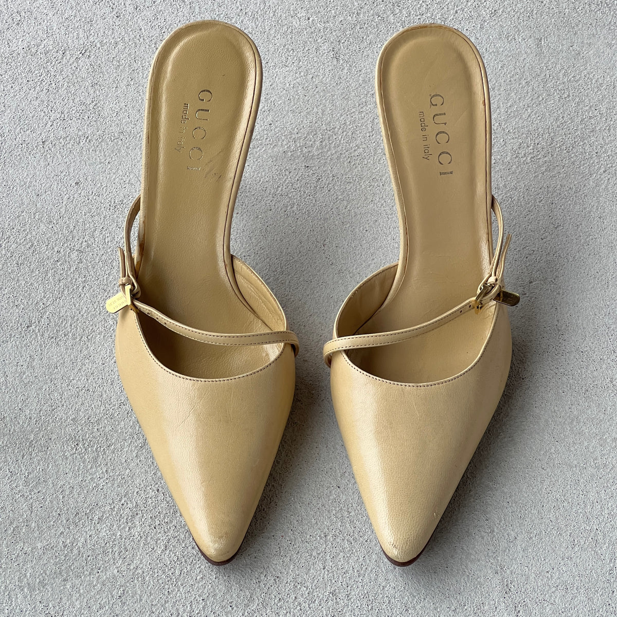 Gucci | Cruise 2001 Tom Ford Era Tan Leather Pointed Toe Slide Mules (37)
