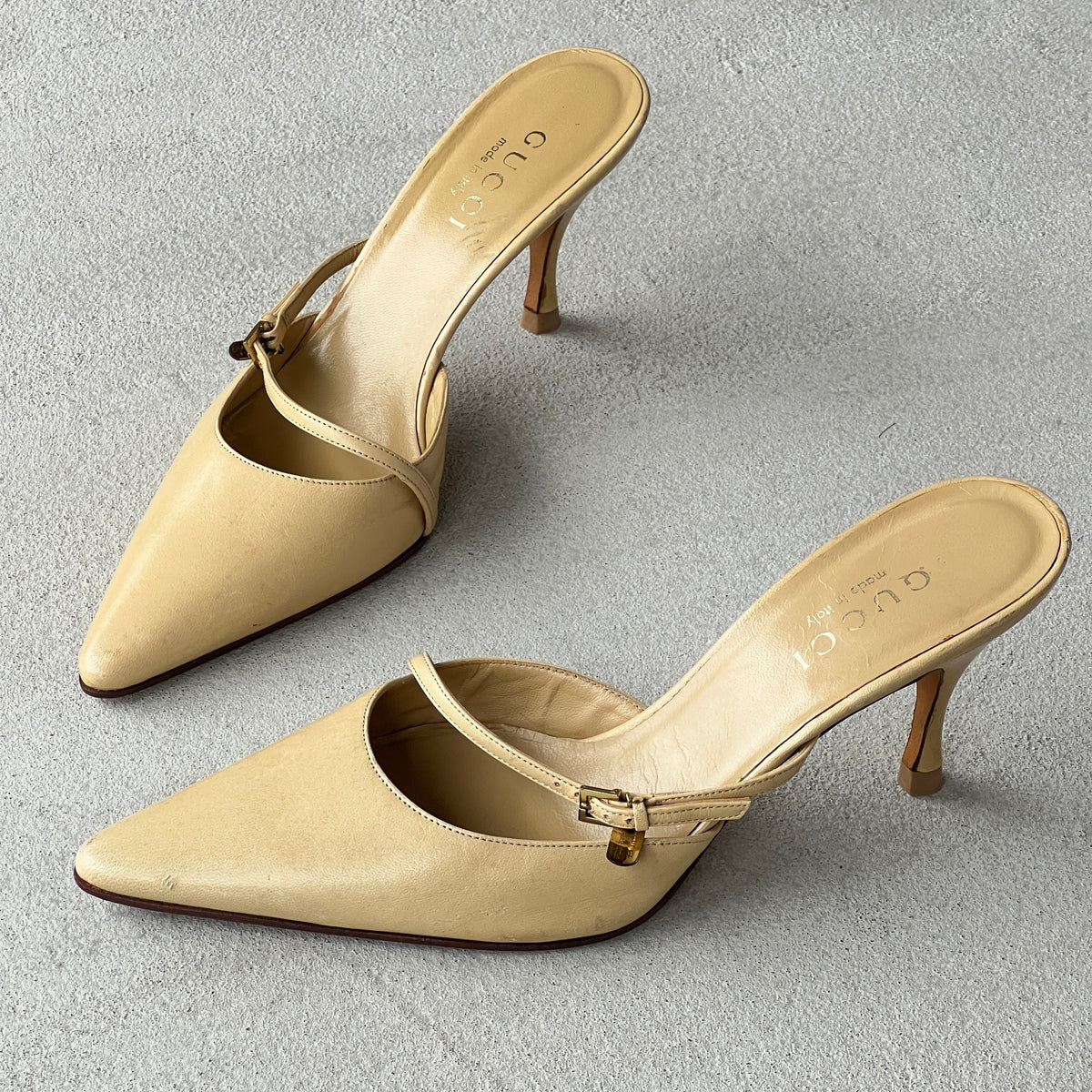 Gucci | Cruise 2001 Tom Ford Era Tan Leather Pointed Toe Slide Mules (37)