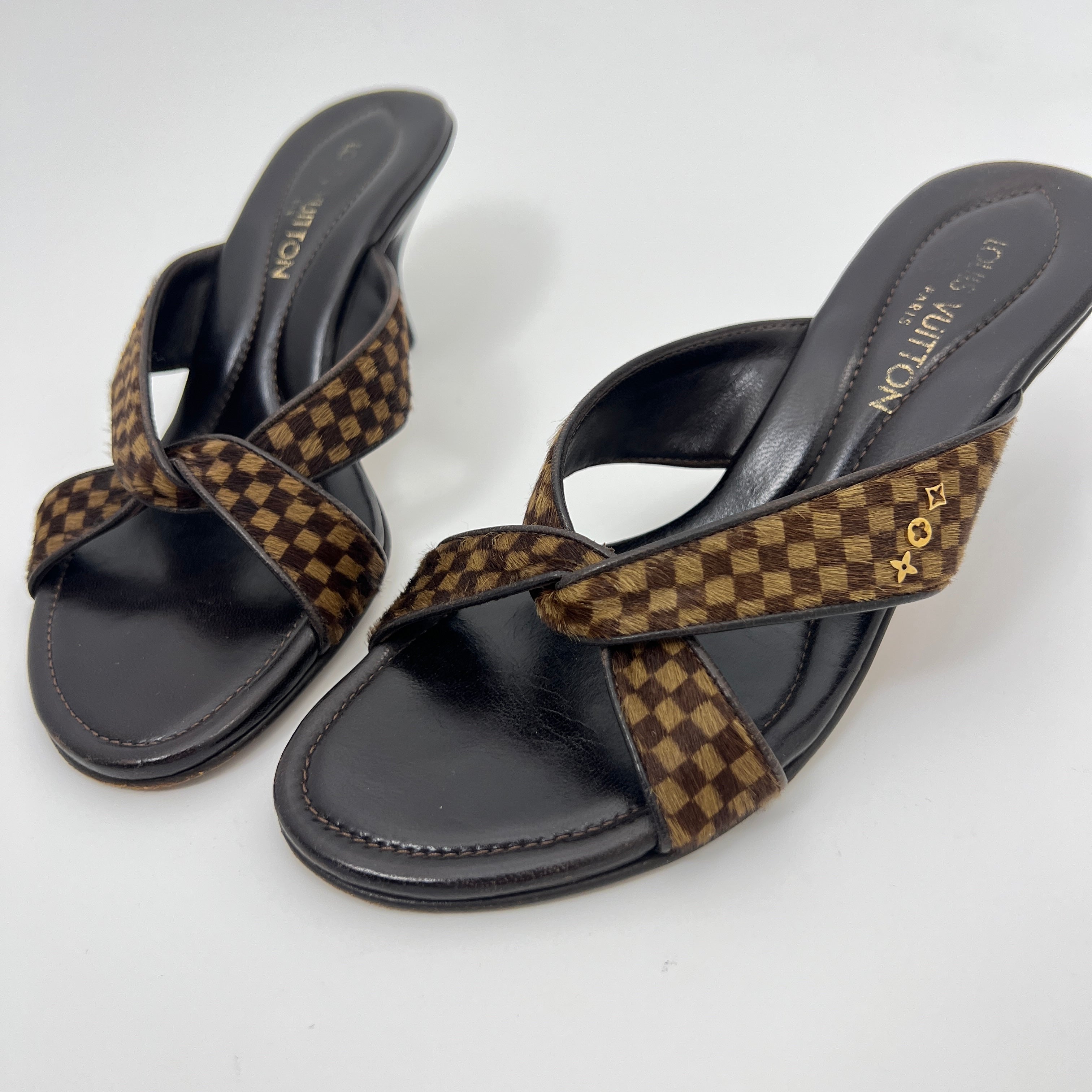 Louis Vuitton | Damier Calf Hair Knot Strap Mid Heel Sandal Mules (34.5)