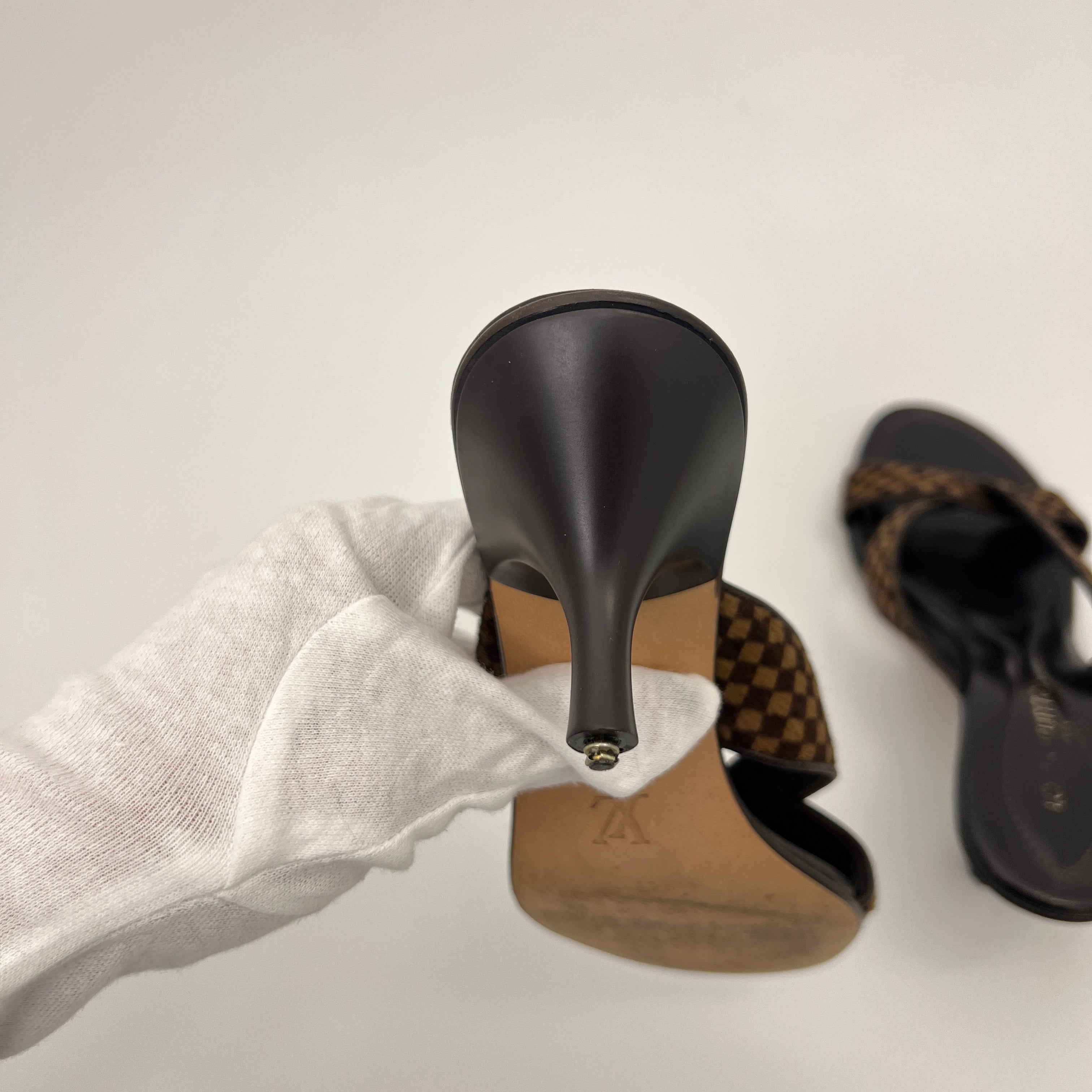 Louis Vuitton | Damier Calf Hair Knot Strap Mid Heel Sandal Mules (34.5)