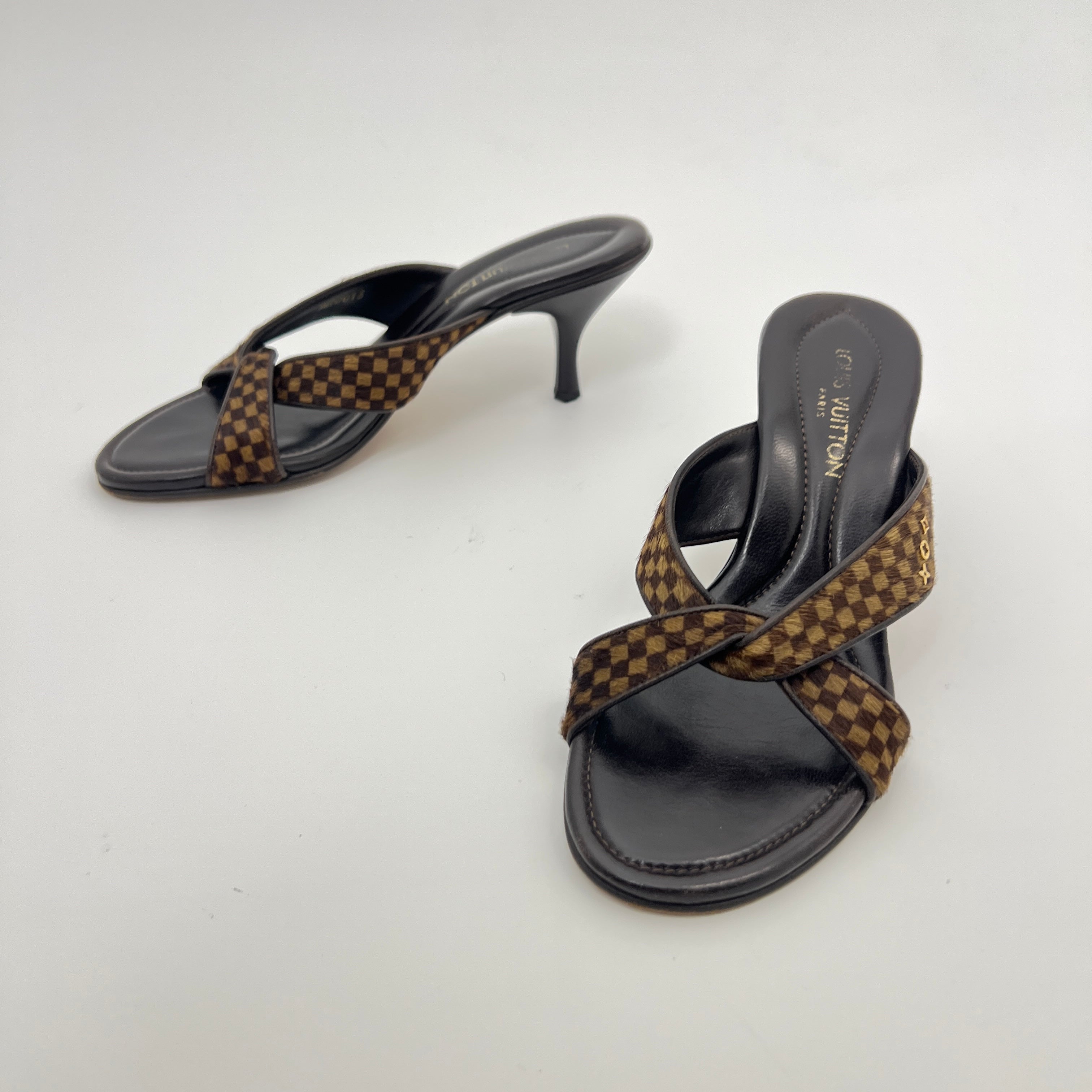Louis Vuitton | Damier Calf Hair Knot Strap Mid Heel Sandal Mules (34.5)