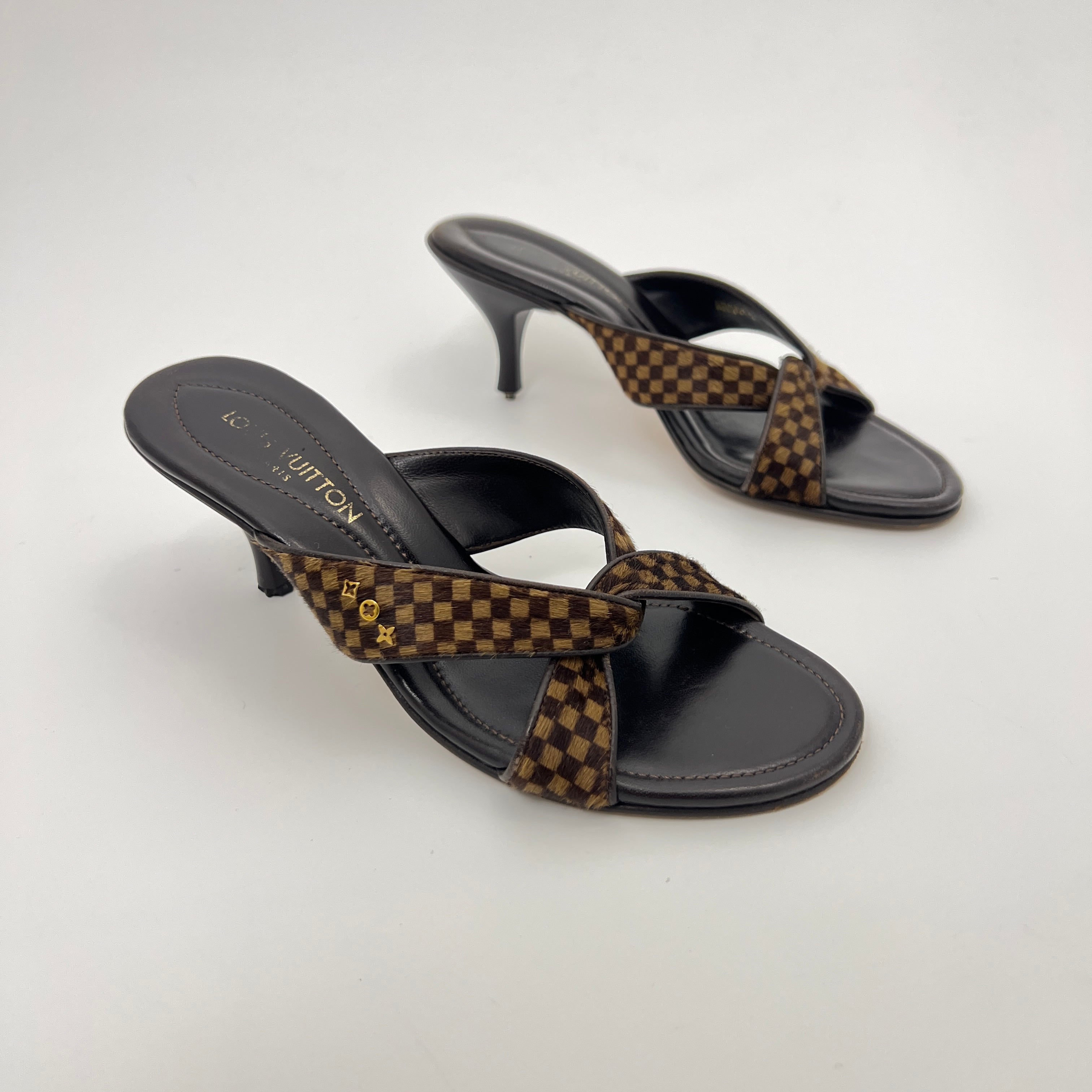 Louis Vuitton | Damier Calf Hair Knot Strap Mid Heel Sandal Mules (34.5)