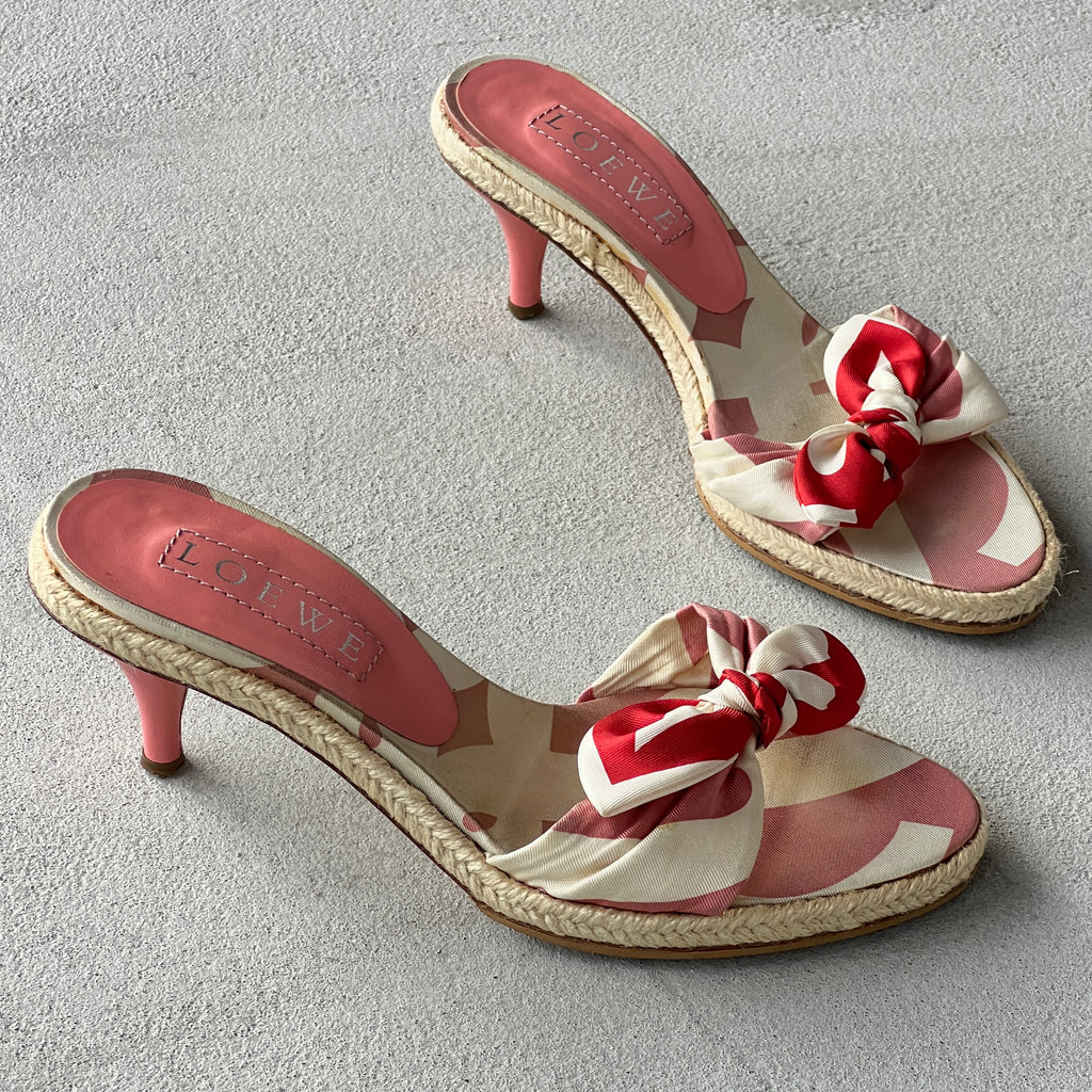Loewe | Vintage 2000s Pink Geometric Bow Woven Sole Slide Mules (38)