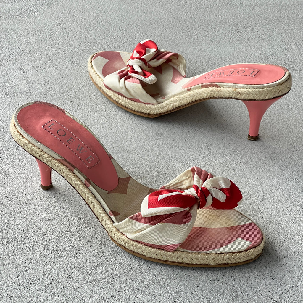 Loewe | Vintage 2000s Pink Geometric Bow Woven Sole Slide Mules (38)