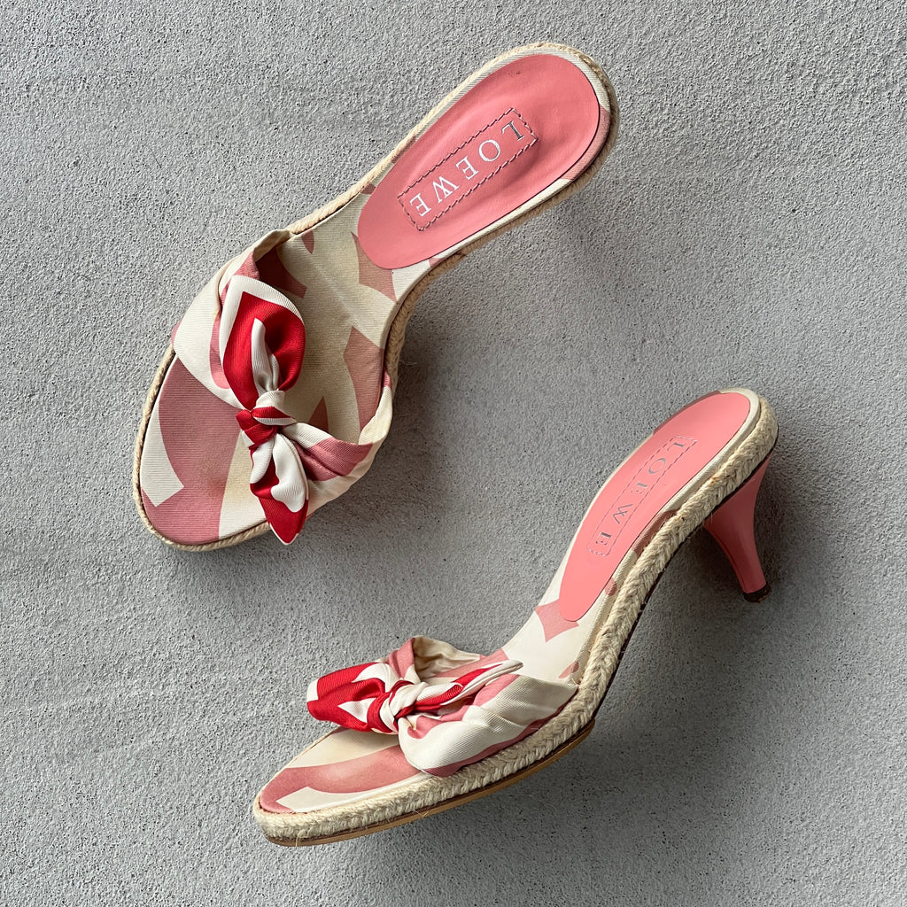 Loewe | Vintage 2000s Pink Geometric Bow Woven Sole Slide Mules (38)