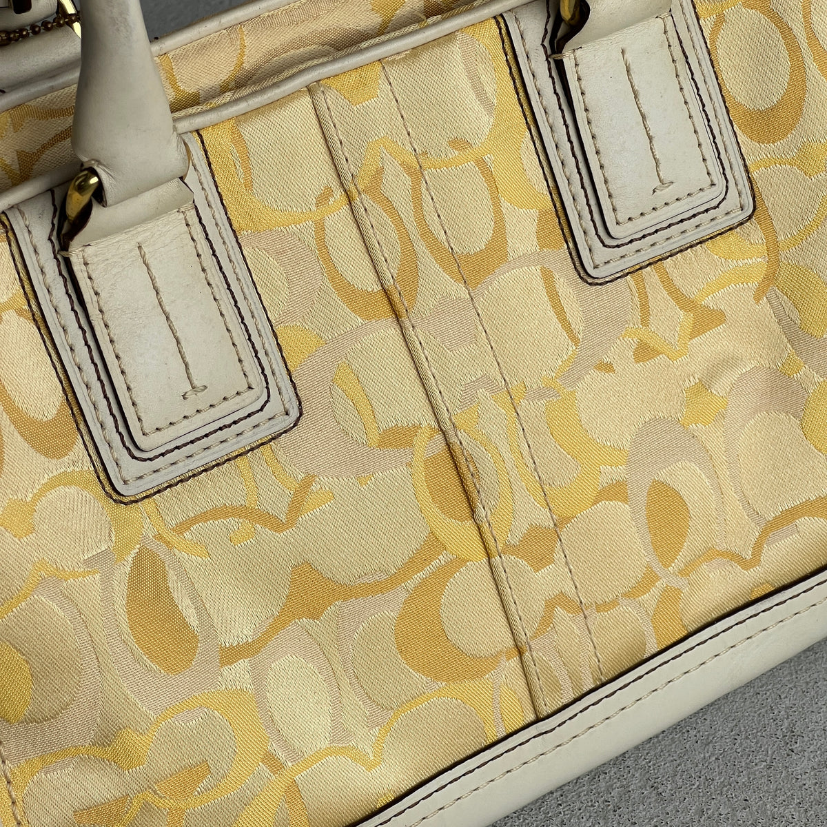 Coach | Vintage Y2K Butter Yellow CC Monogram White Leather Shoulder Bag