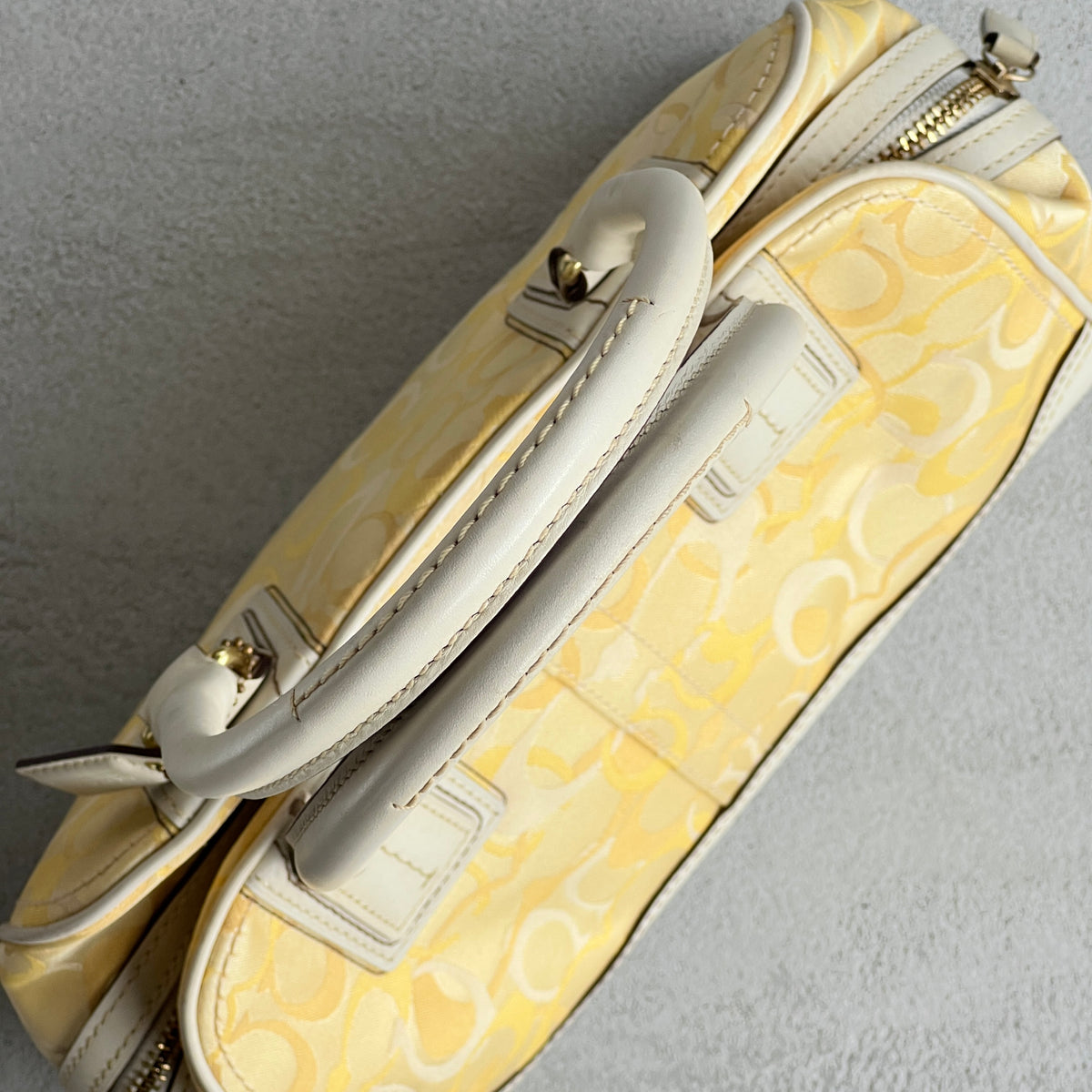 Coach | Vintage Y2K Butter Yellow CC Monogram White Leather Shoulder Bag