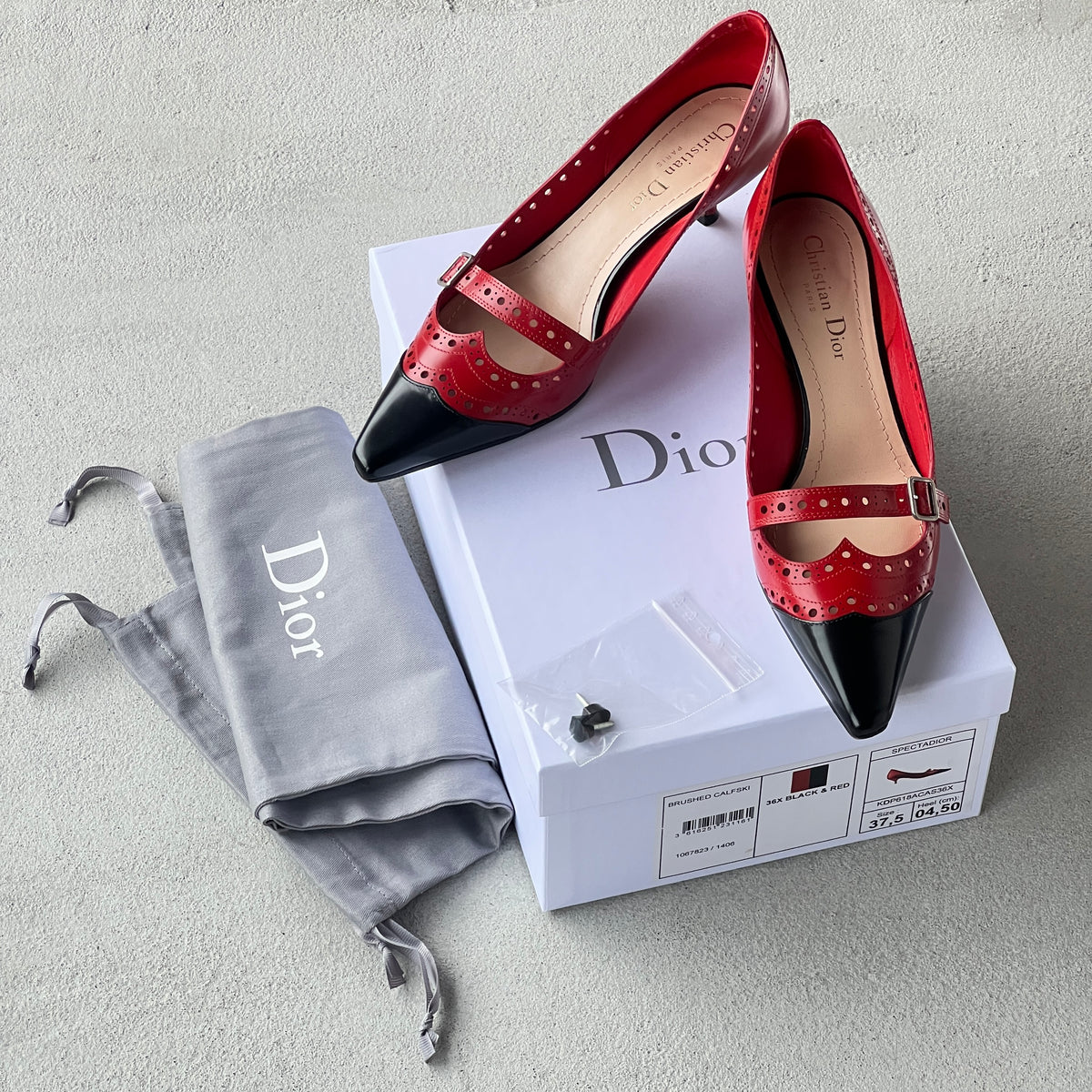 Dior | Spectadior Red Black Calf Leather Kitten Heel Pointed Brogue Pumps (37.5)