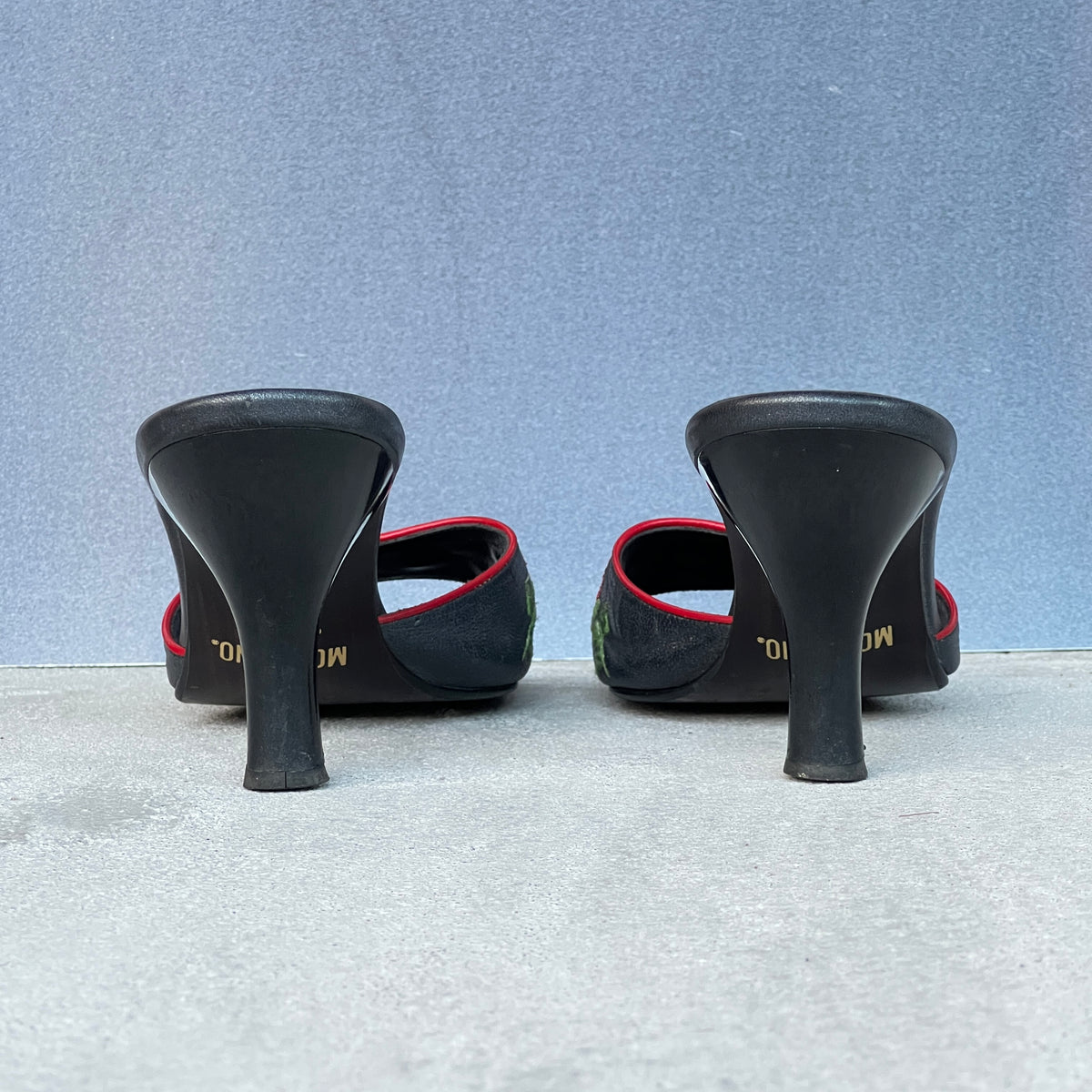 Moschino | Vintage Red Rose Embroidery Black Leather Slide Mules Rare (35.5)
