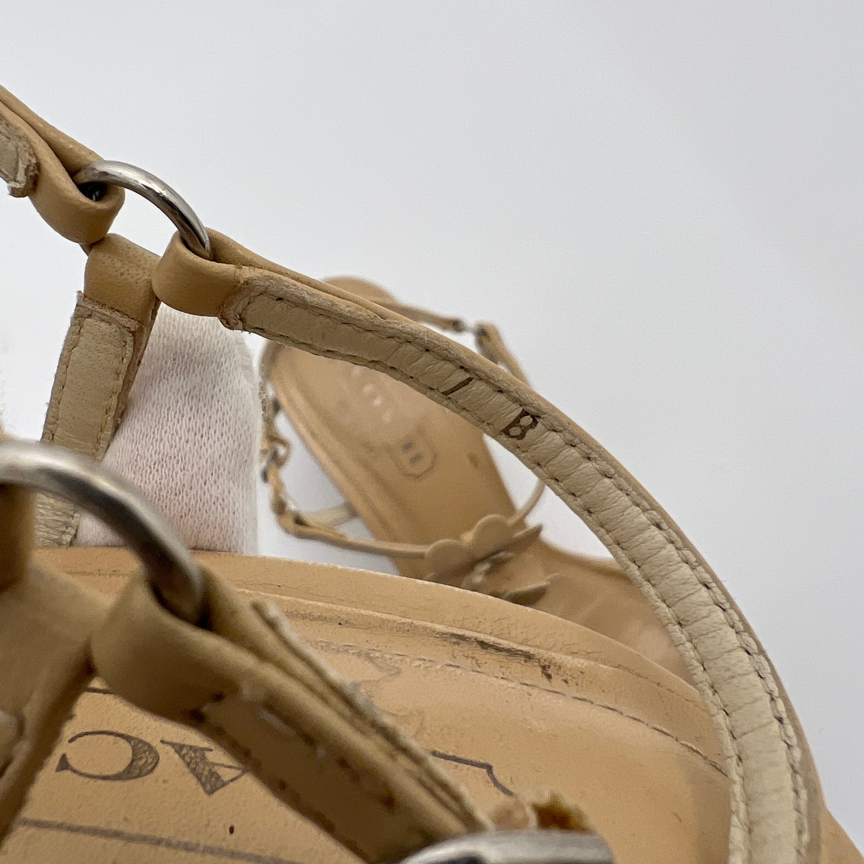 Coach | Kelly Camel Leather Flower Beige Sandal Heels (7, 37)