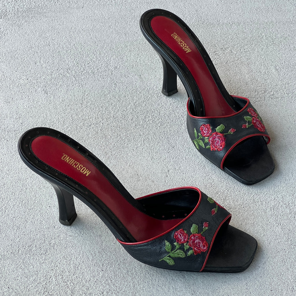 Moschino | Vintage Red Rose Embroidery Black Leather Slide Mules Rare (35.5)