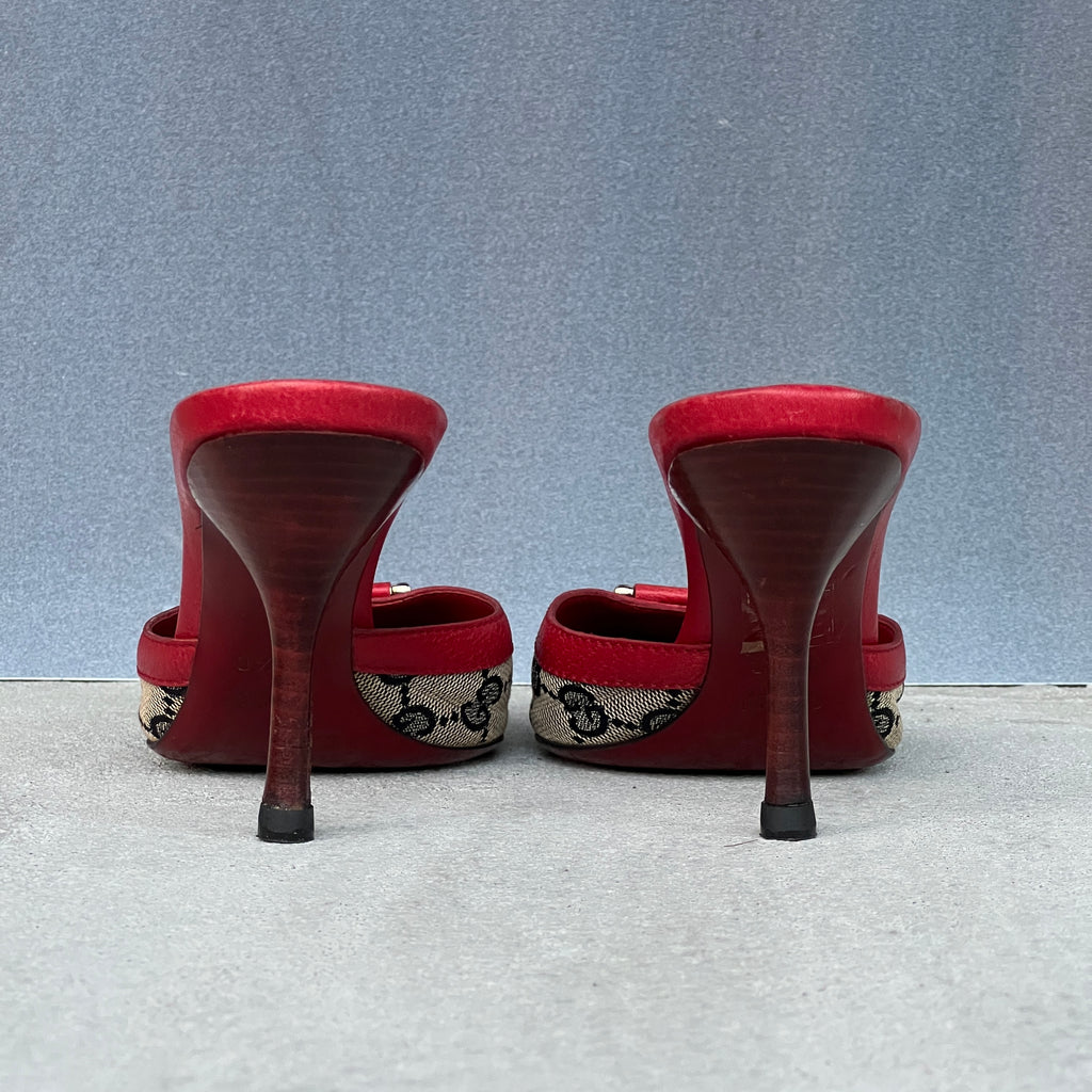 Gucci | Vintage Tom Ford Era GG Monogram Red Leather D Ring Pointed Toe Mules (35.5)