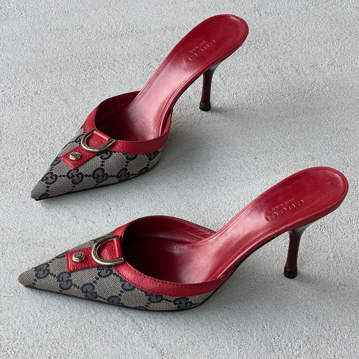 Gucci | Vintage Tom Ford Era GG Monogram Red Leather D Ring Pointed Toe Mules (35.5)