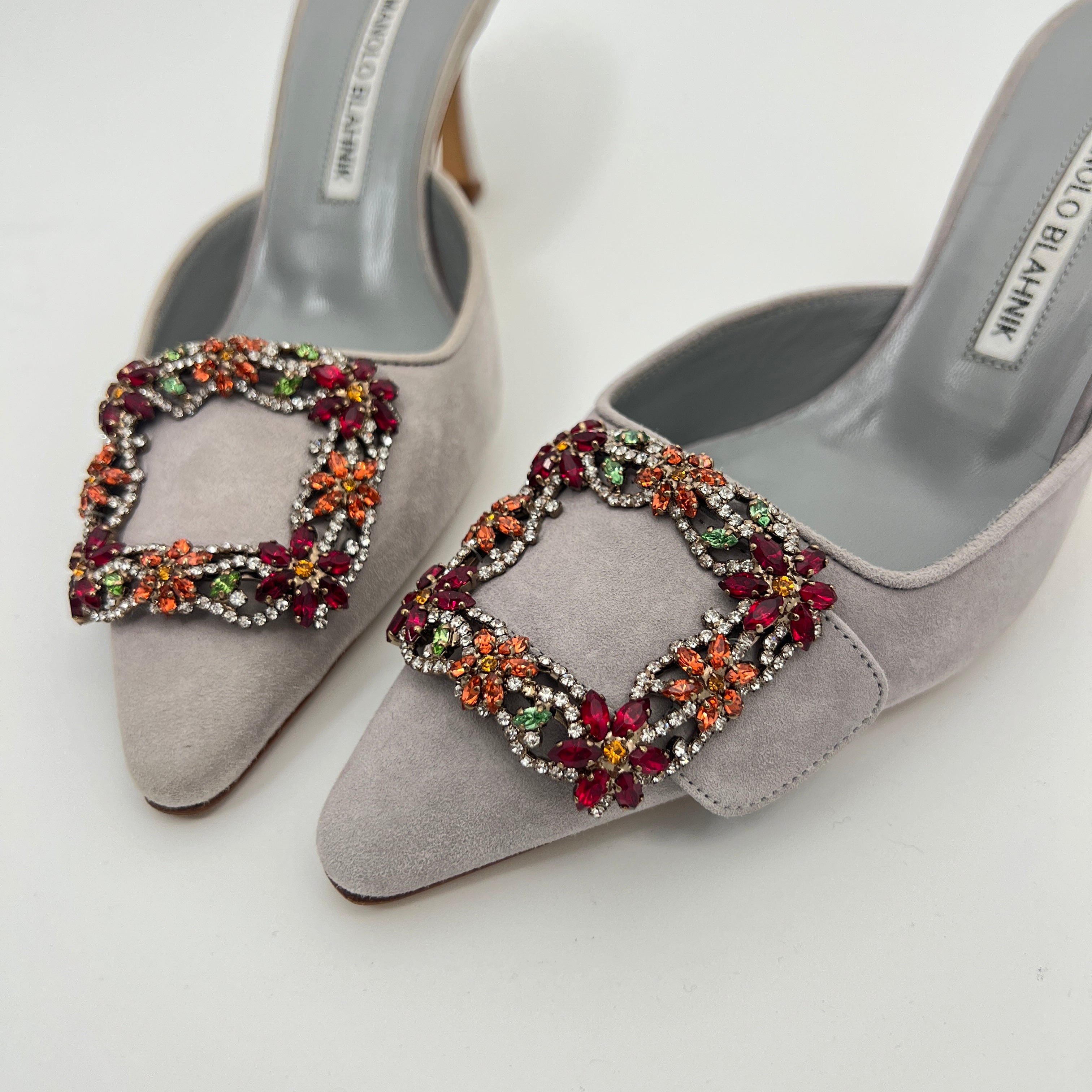 Manolo Blahnik | Maysale 70 Flower Crystal Buckle Gray Suede Leather Mules (37)